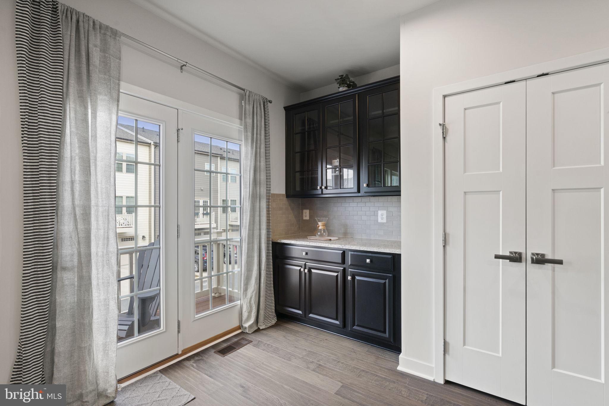 POTOMAC SHORES - Residential