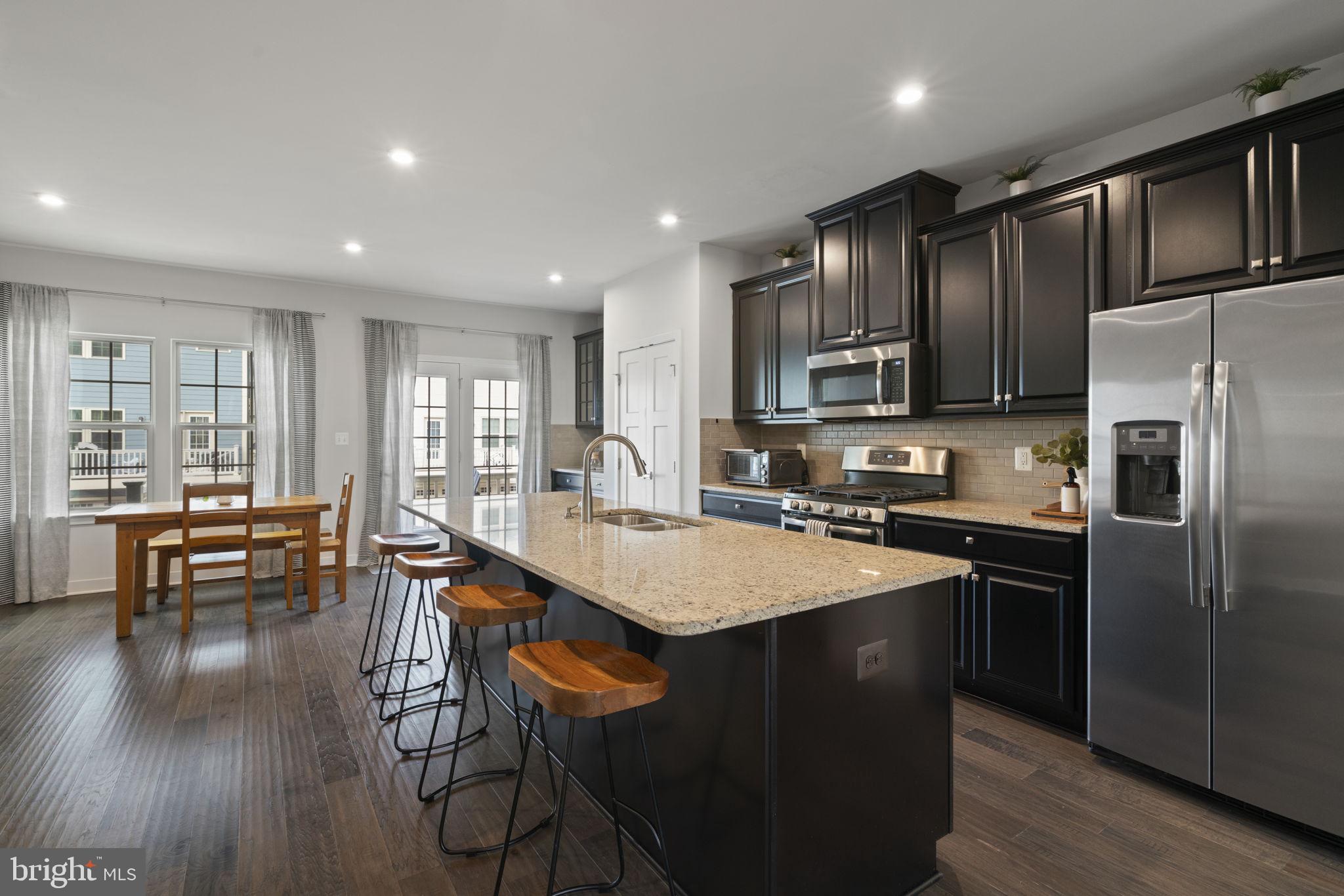 POTOMAC SHORES - Residential