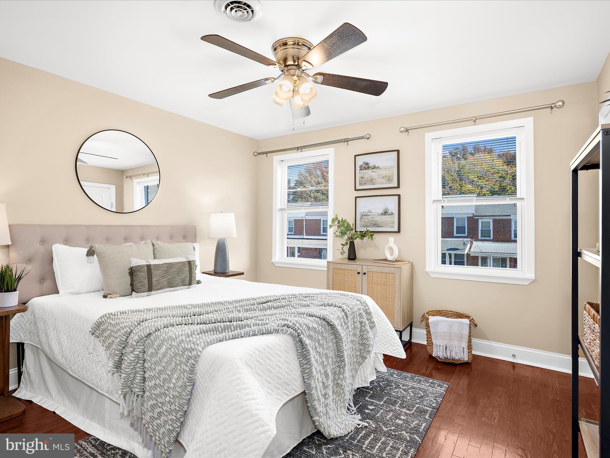 GREEKTOWN - Residential