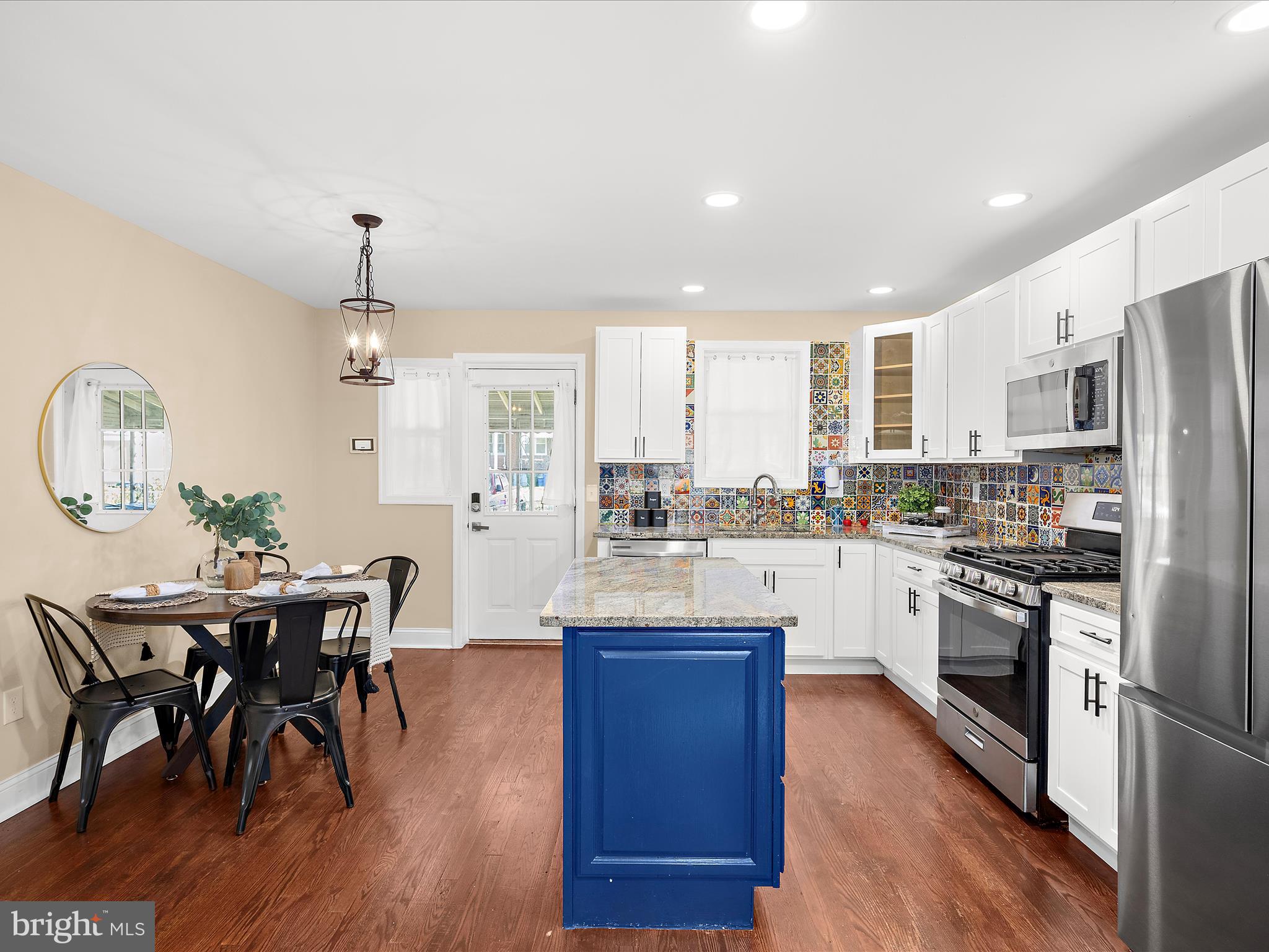 GREEKTOWN - Residential