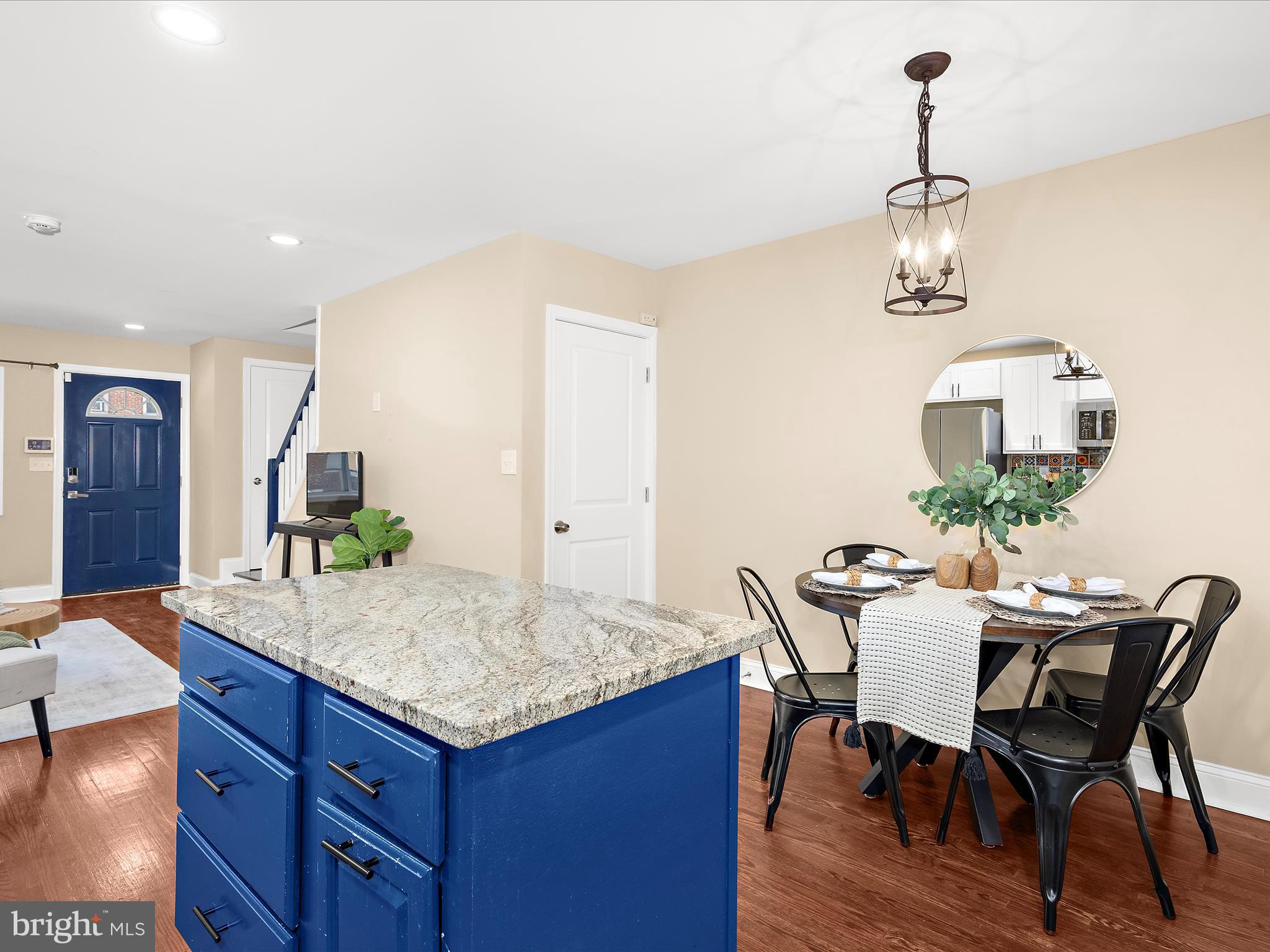 GREEKTOWN - Residential