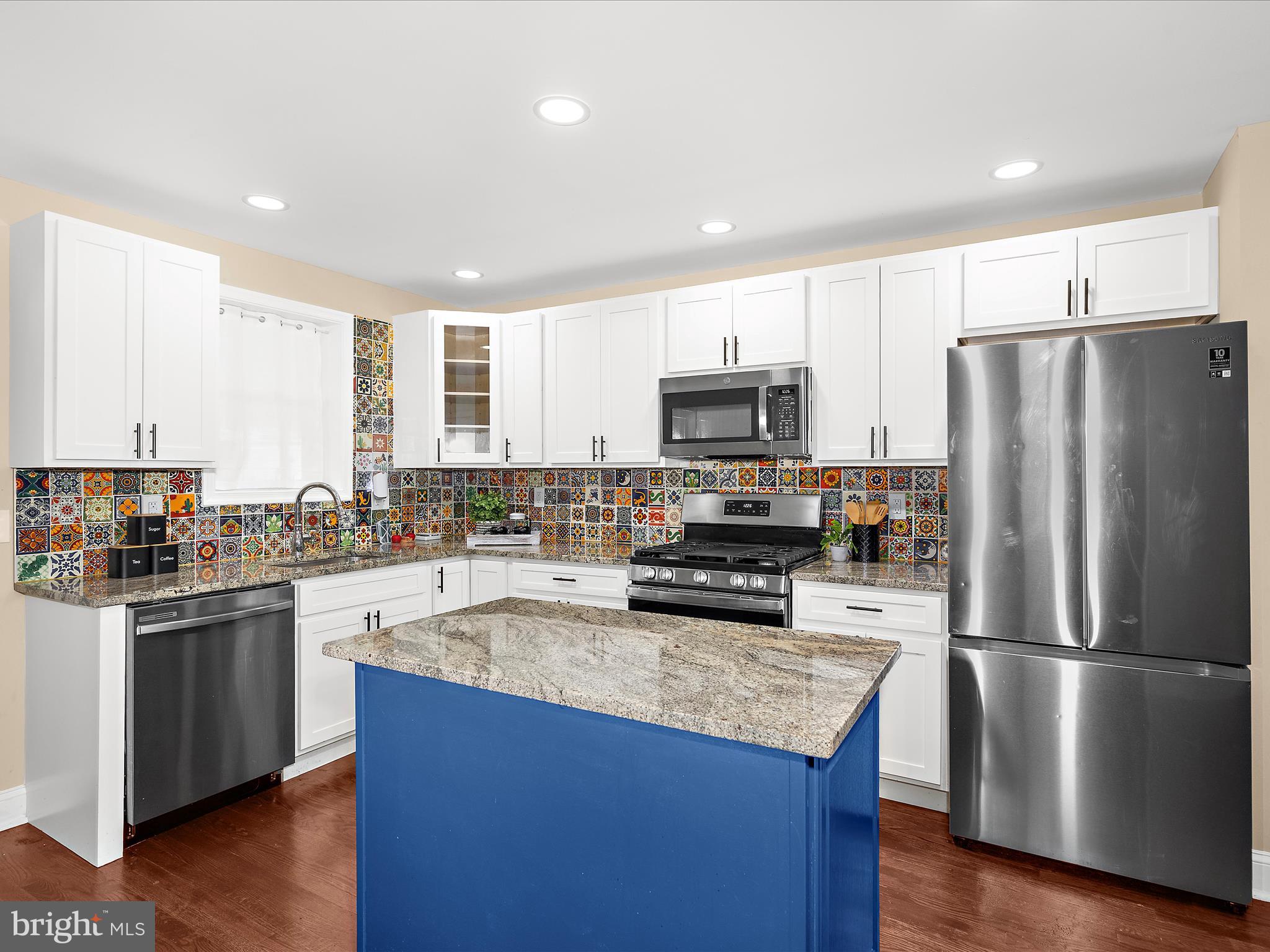 GREEKTOWN - Residential