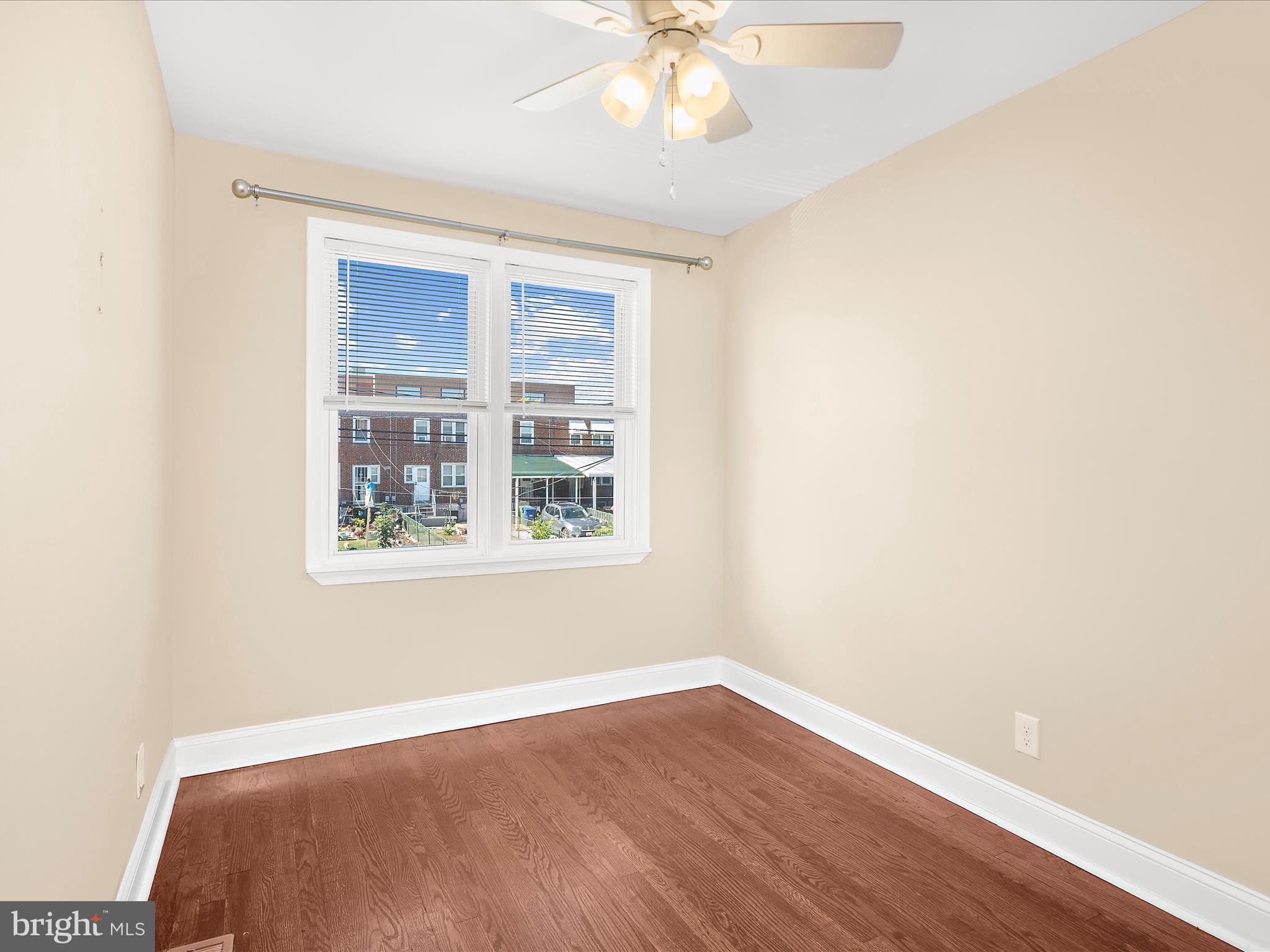 GREEKTOWN - Residential