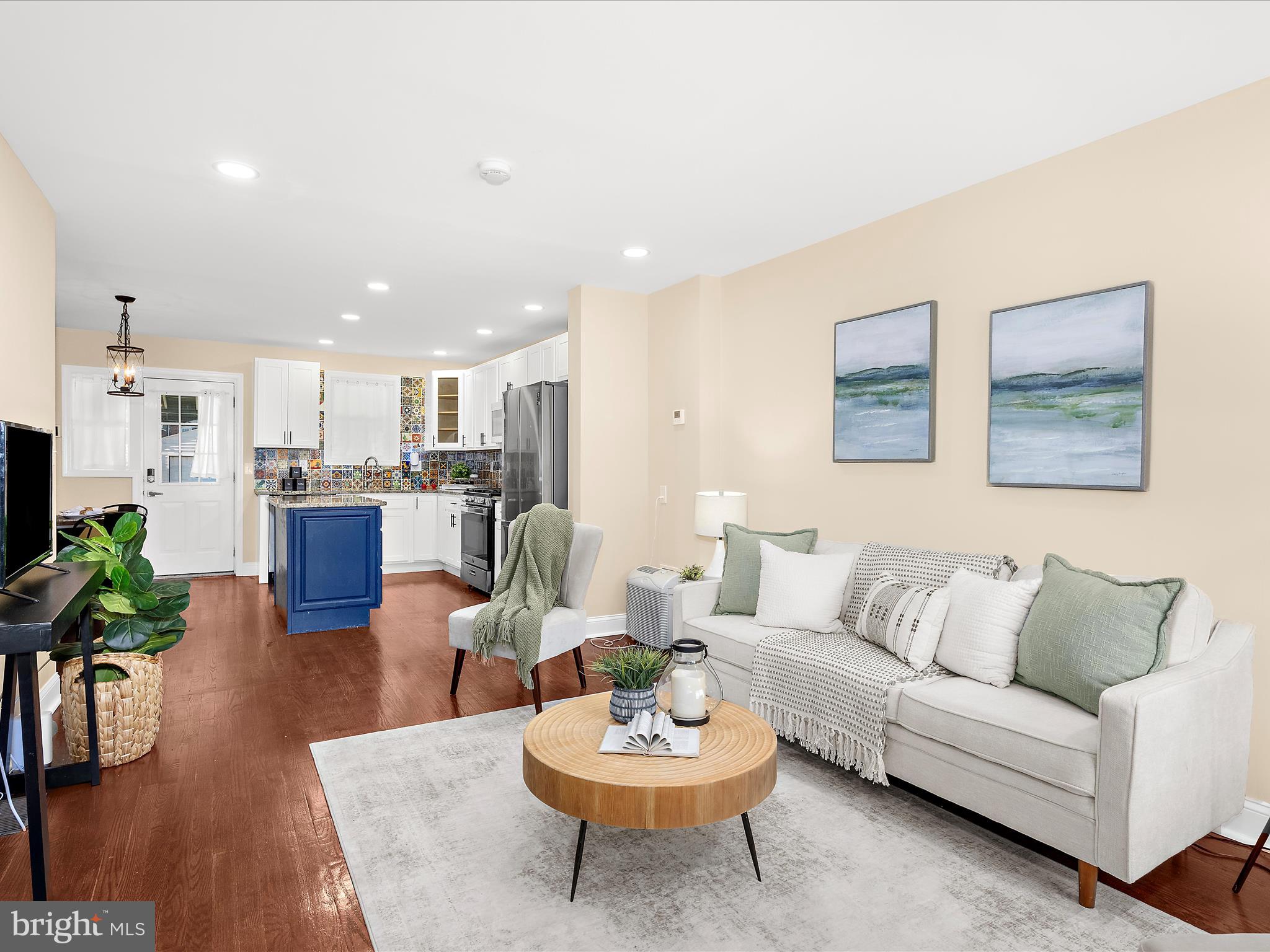 GREEKTOWN - Residential