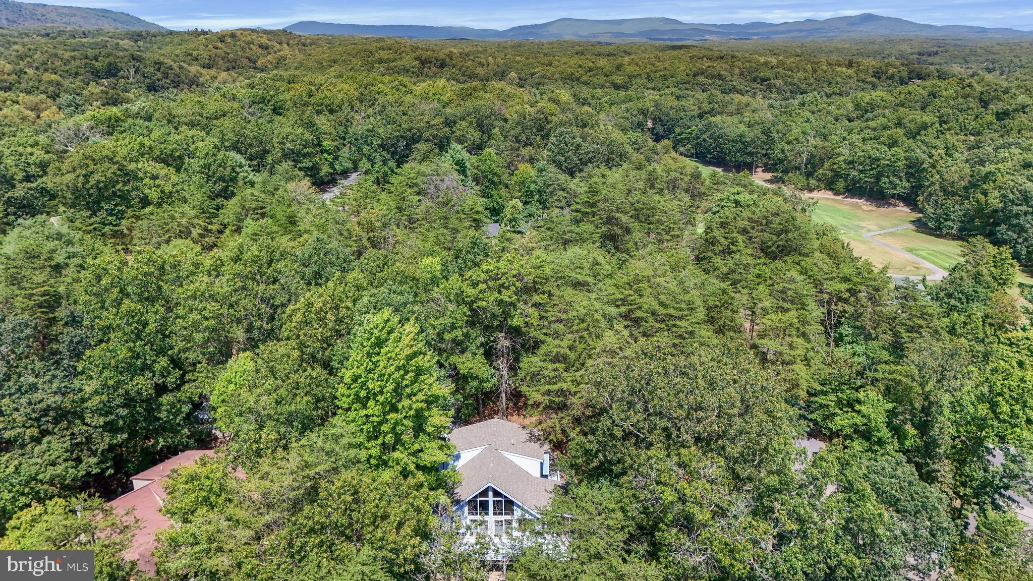 THE WOODS - Residential