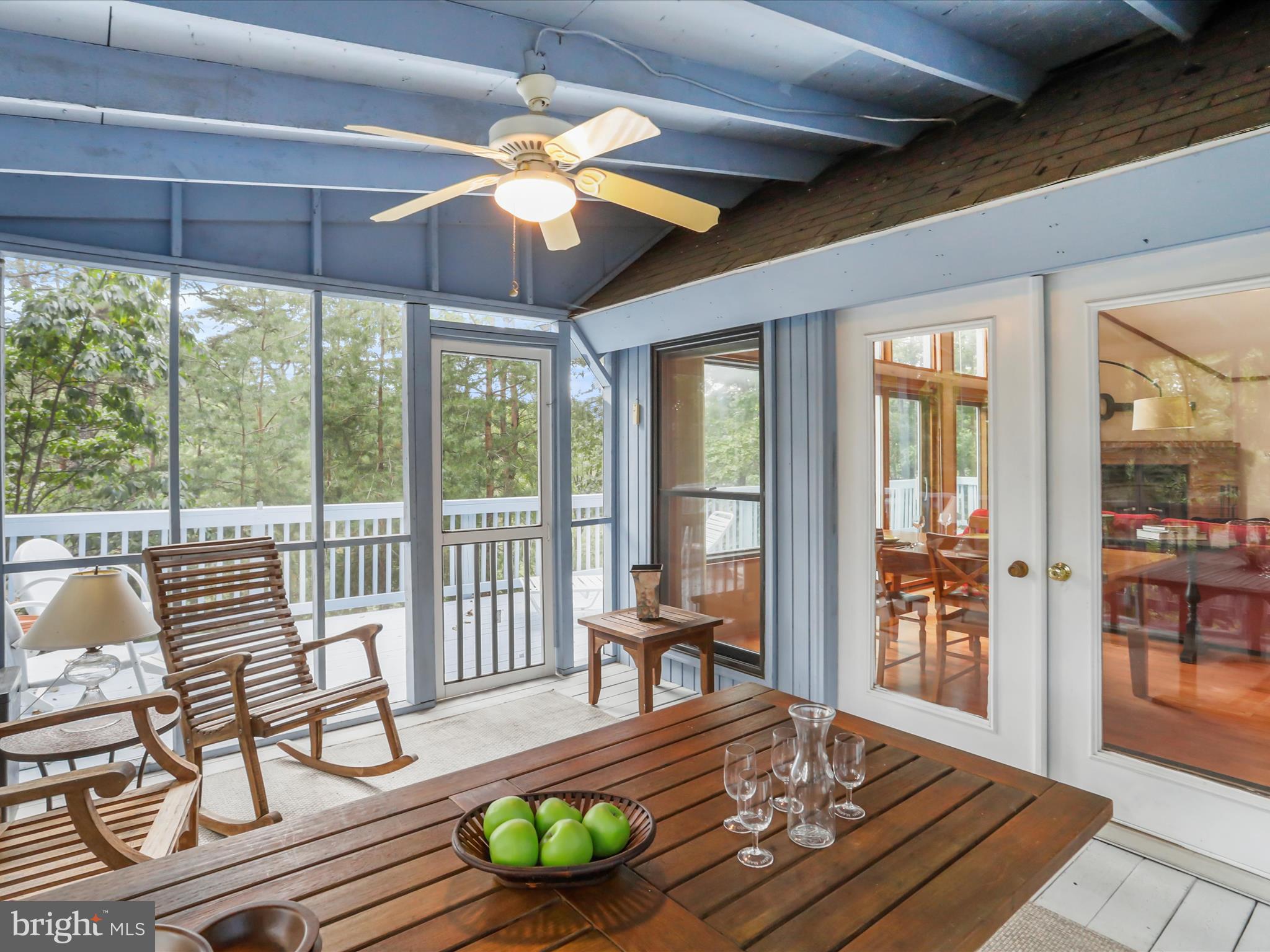 THE WOODS - Residential