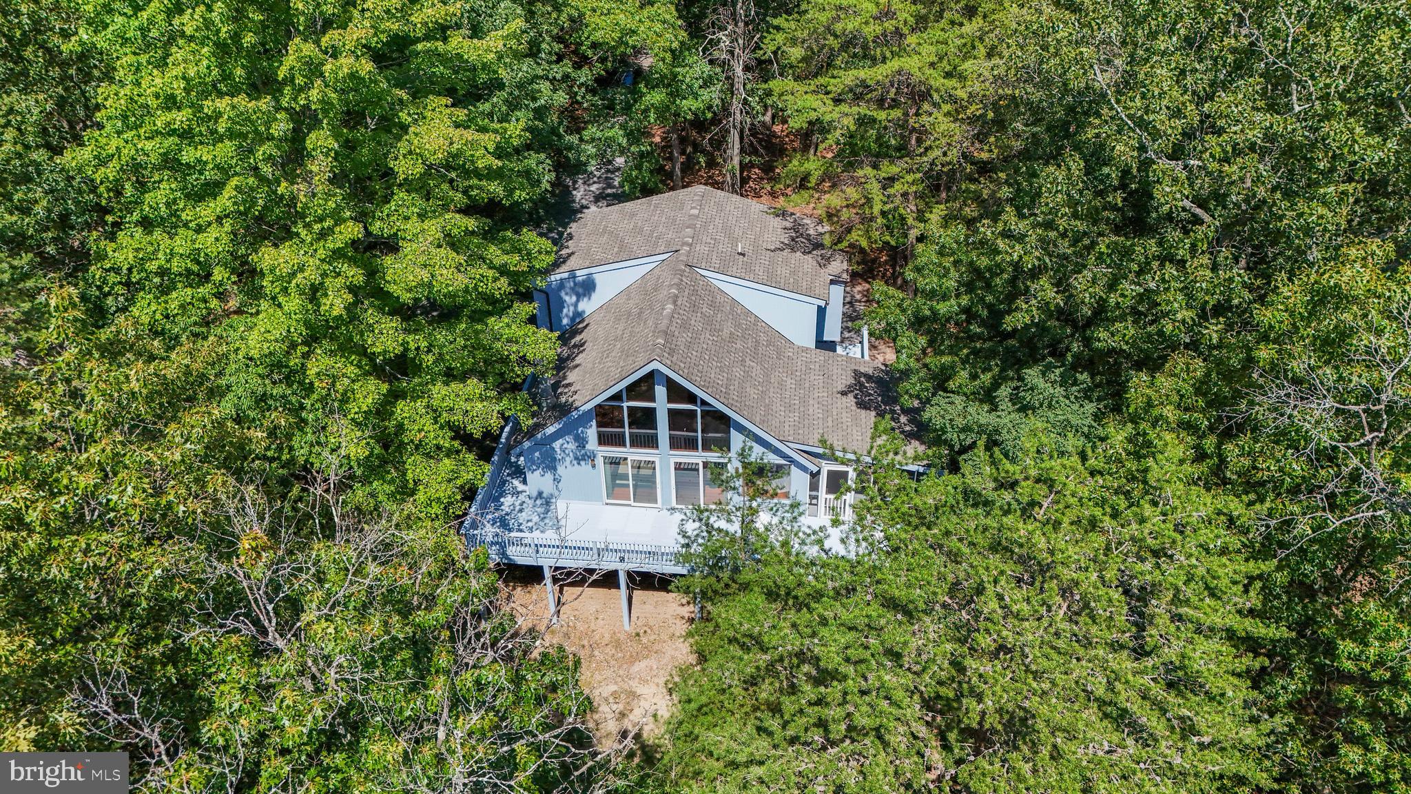 THE WOODS - Residential