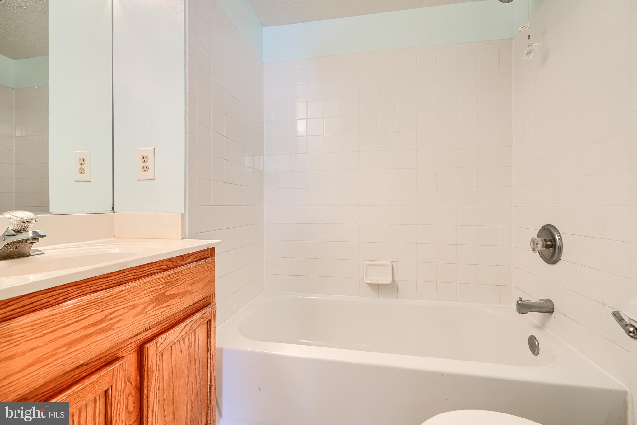 WOODS AT BAYVIEW - Residential