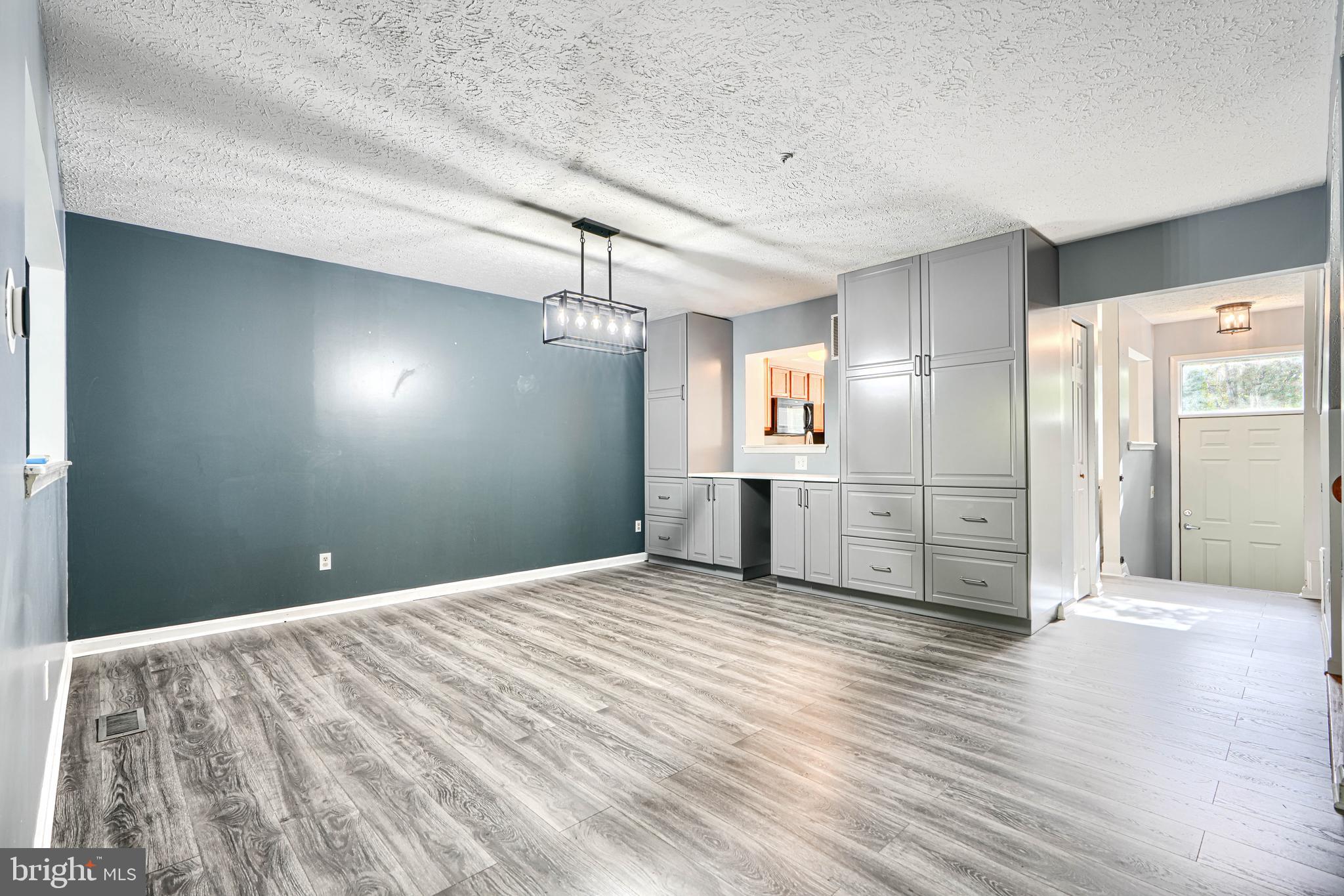 WOODS AT BAYVIEW - Residential