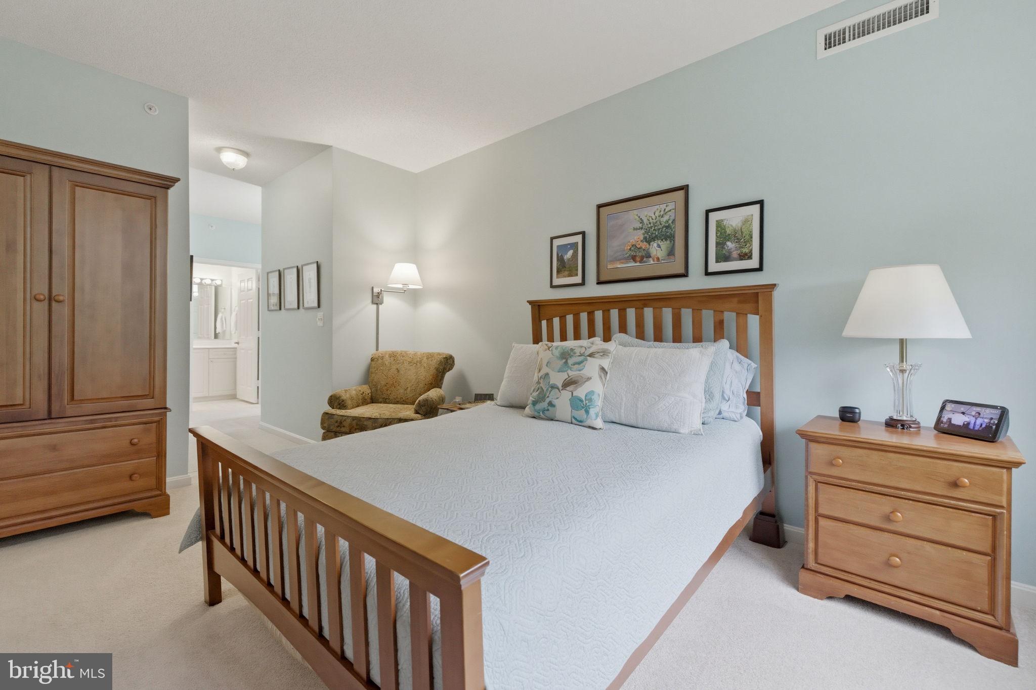 MAGNOLIAS AT LANSDOWNE WOODS - Residential