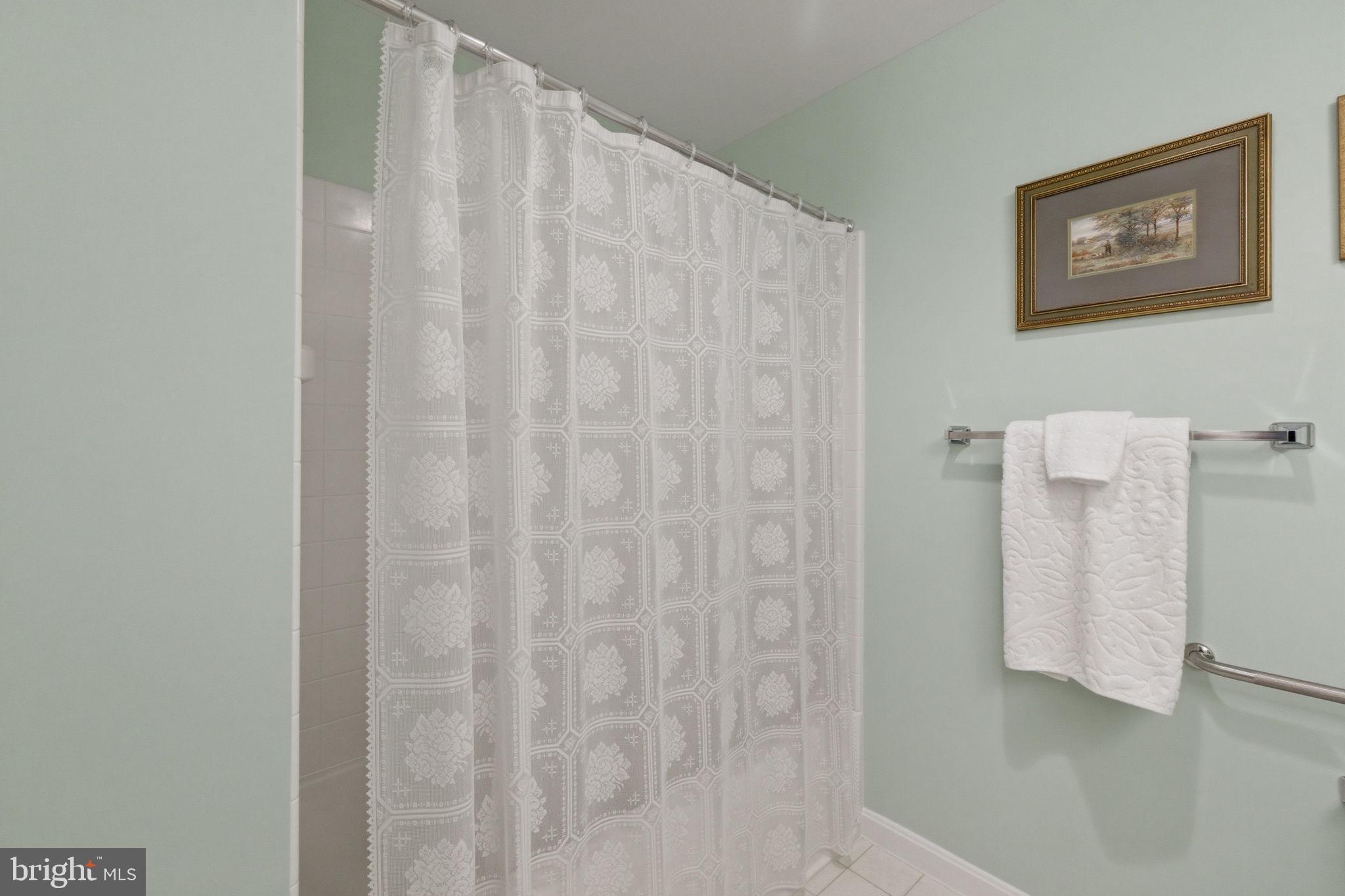 MAGNOLIAS AT LANSDOWNE WOODS - Residential