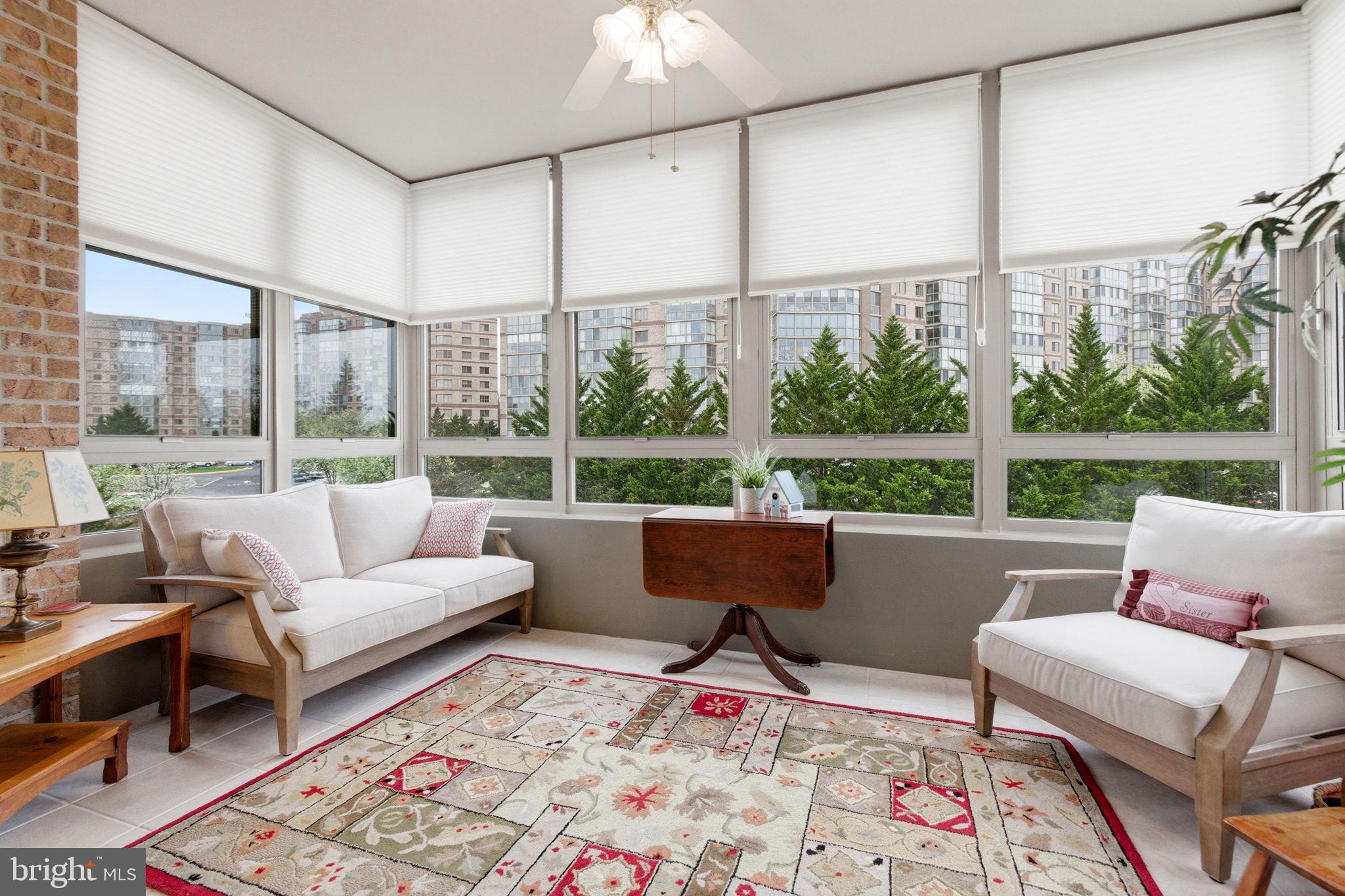 MAGNOLIAS AT LANSDOWNE WOODS - Residential