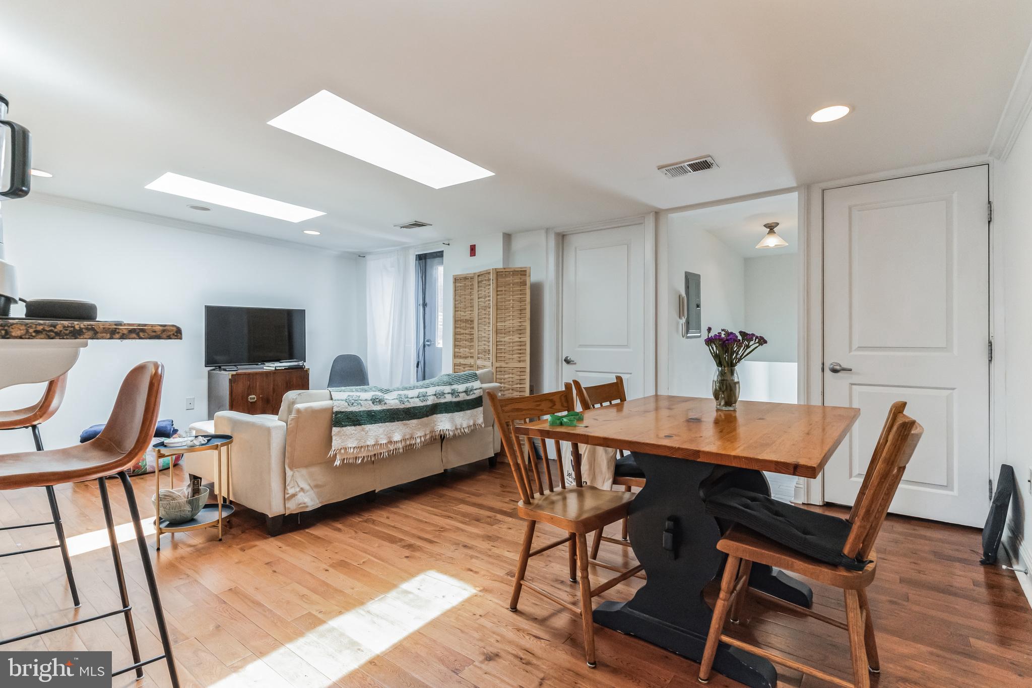 CENTER CITY - Residential