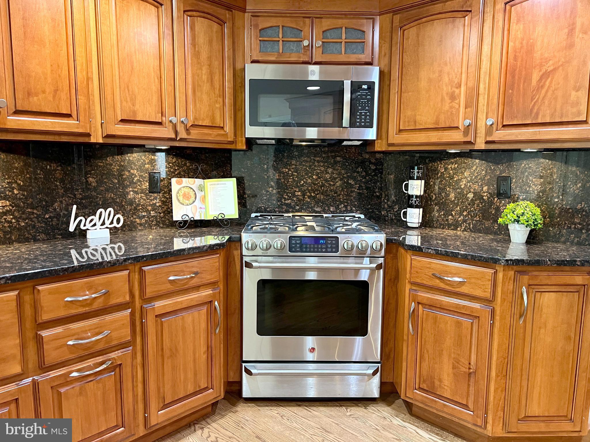 DICKINSON - Residential