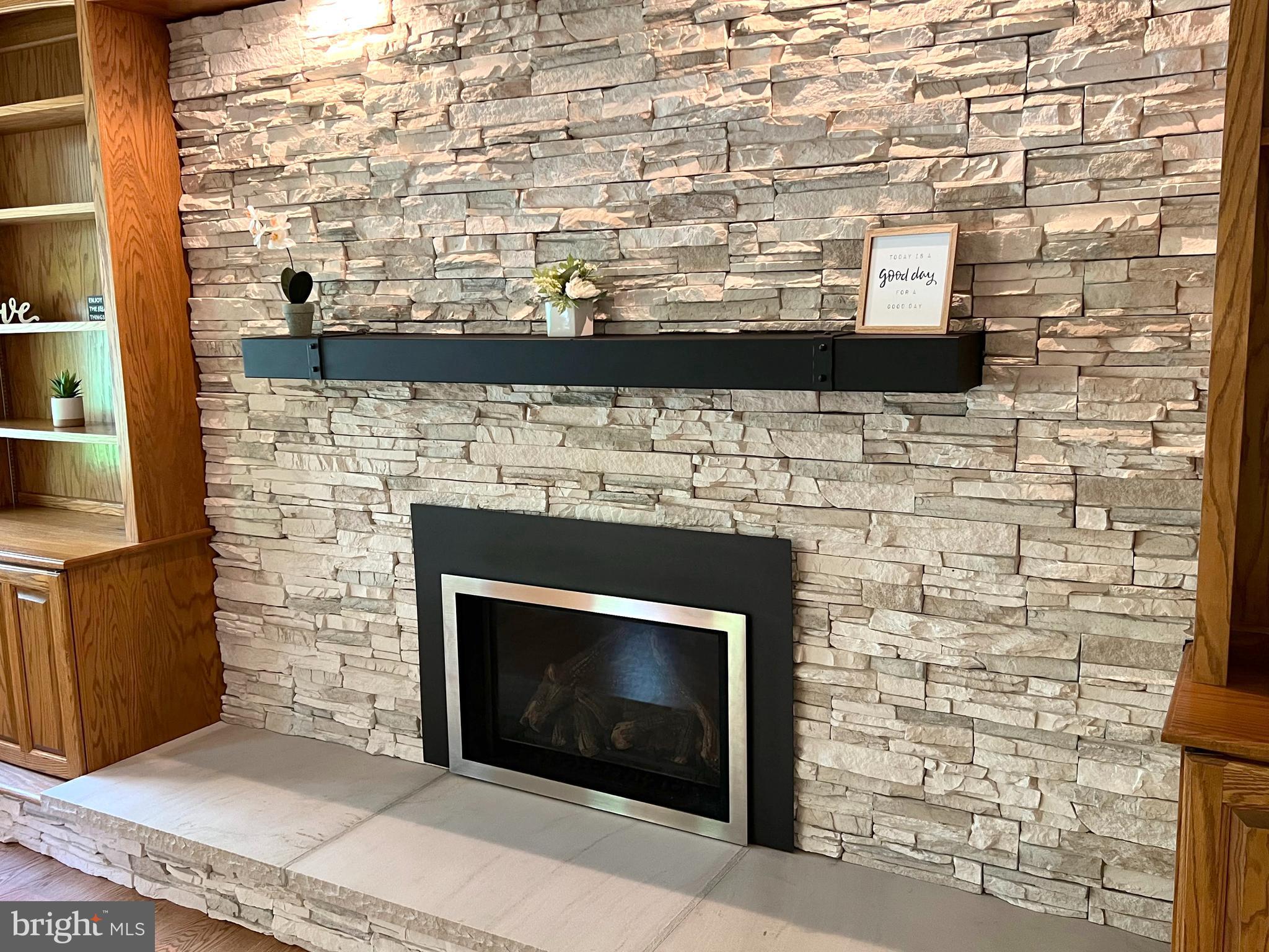 DICKINSON - Residential