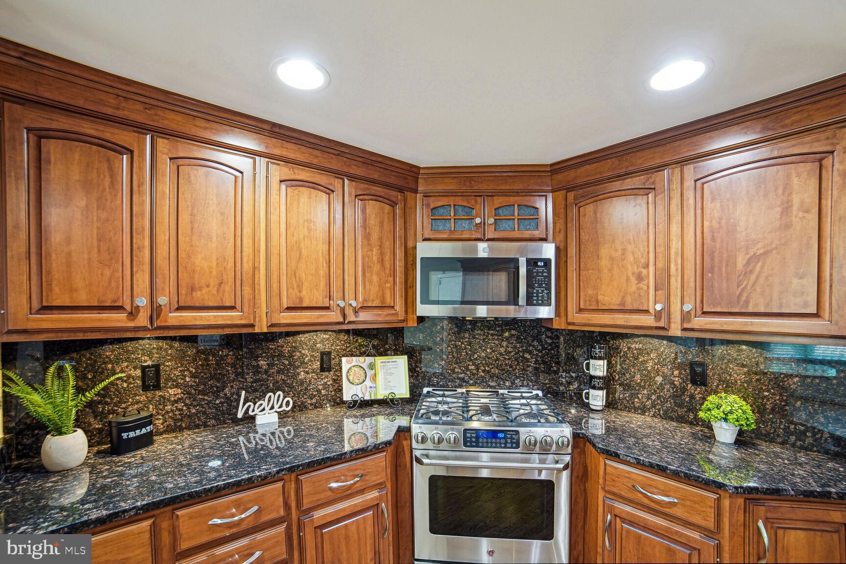 DICKINSON - Residential