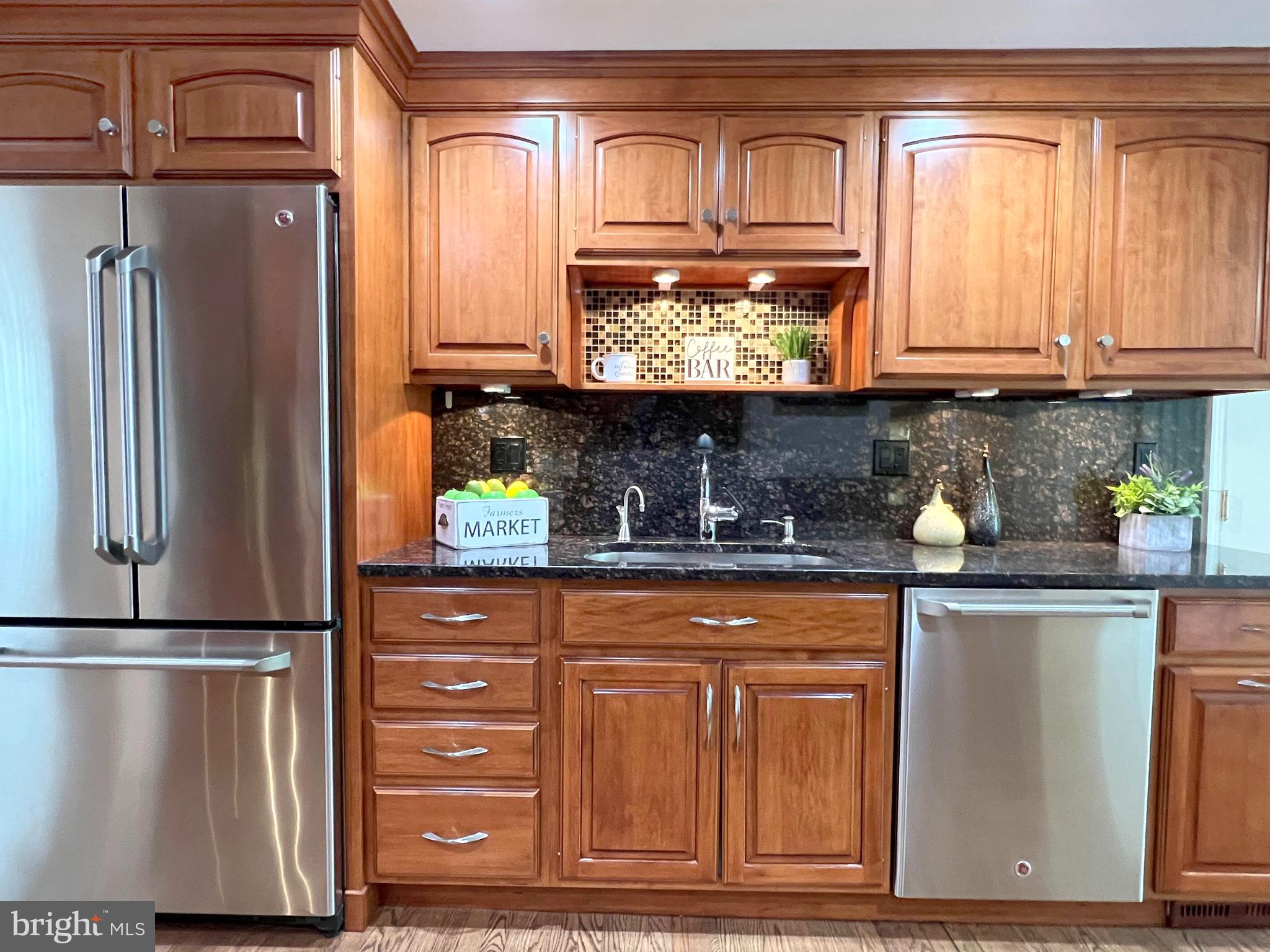 DICKINSON - Residential