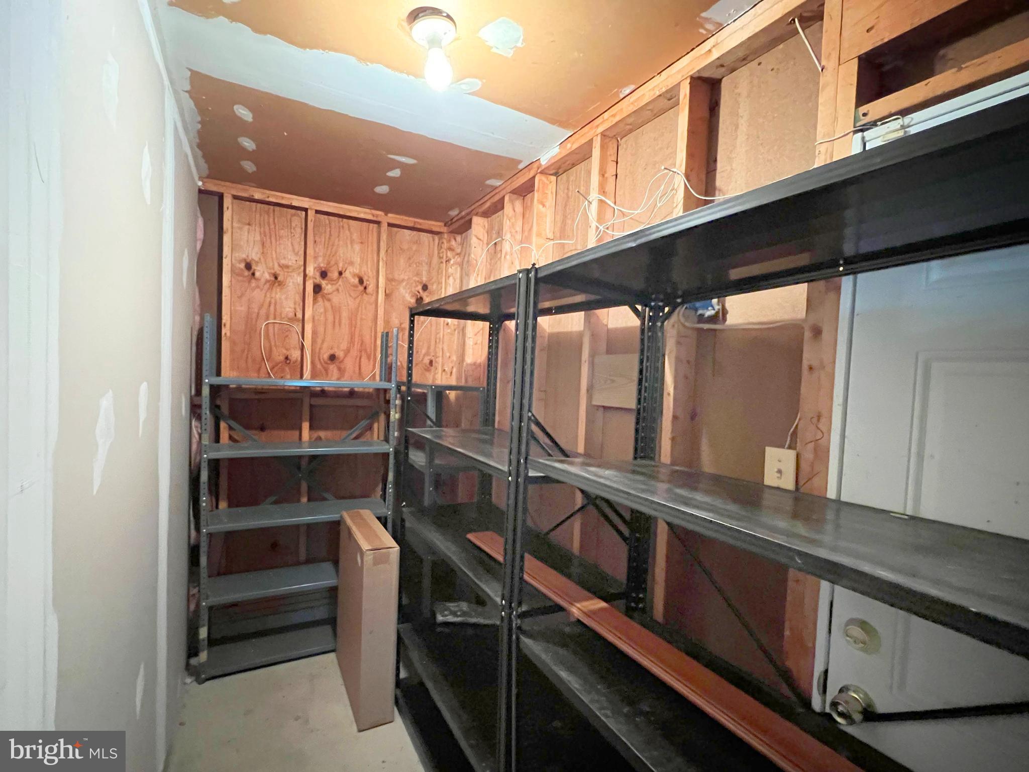 DICKINSON - Residential