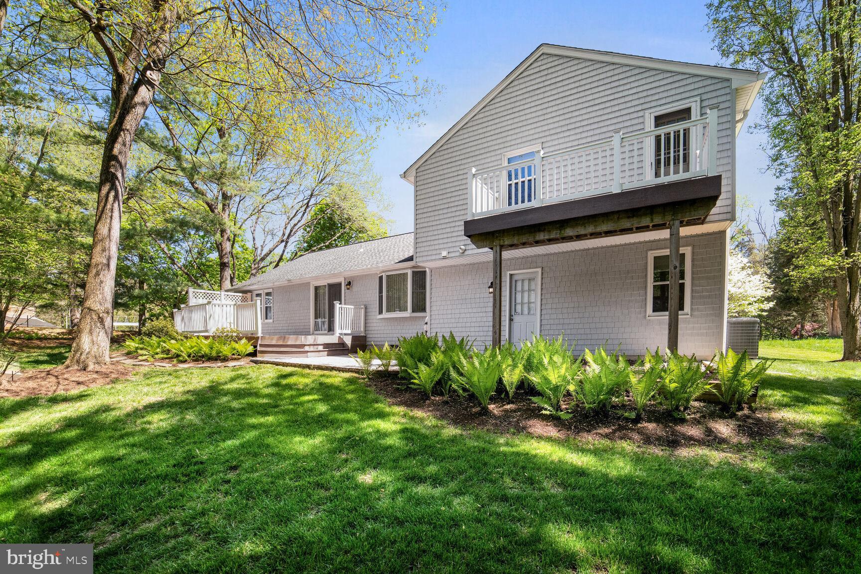 DICKINSON - Residential