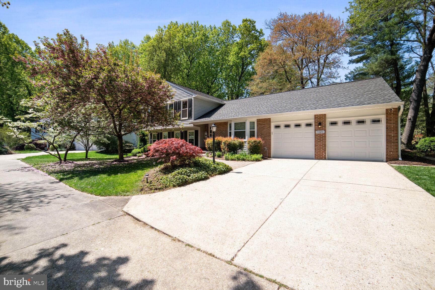 DICKINSON - Residential