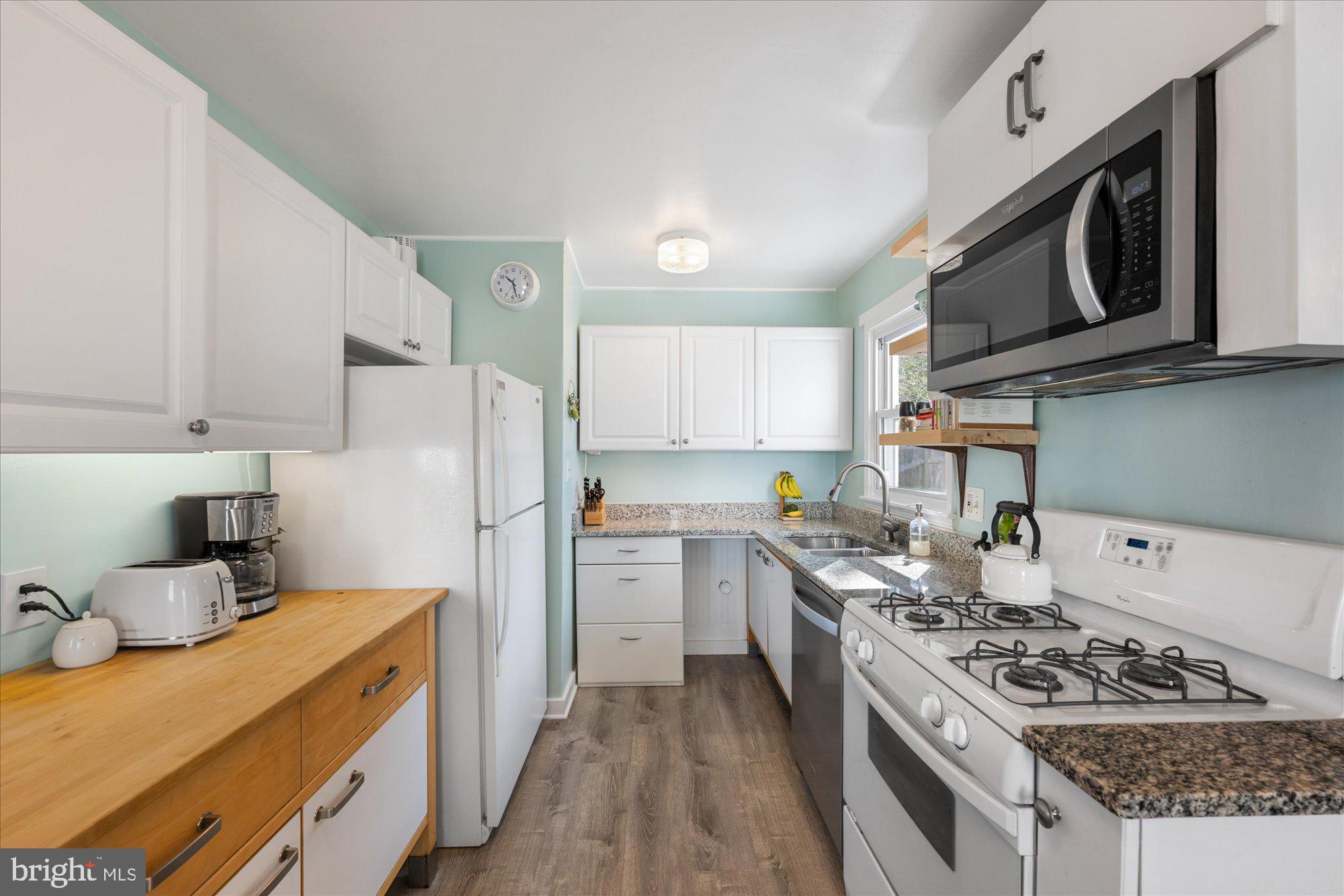 HOMEWOOD - Residential