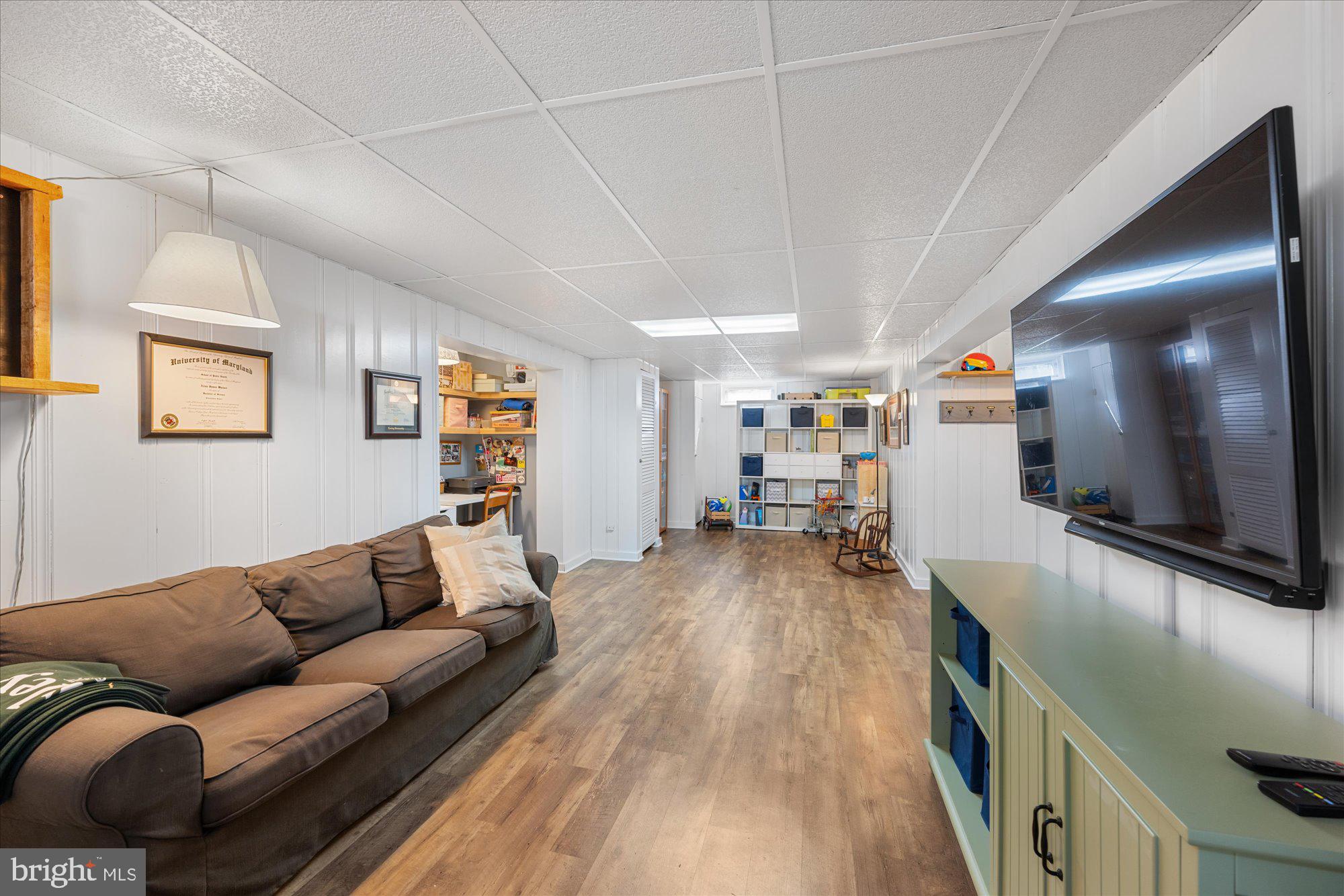 HOMEWOOD - Residential