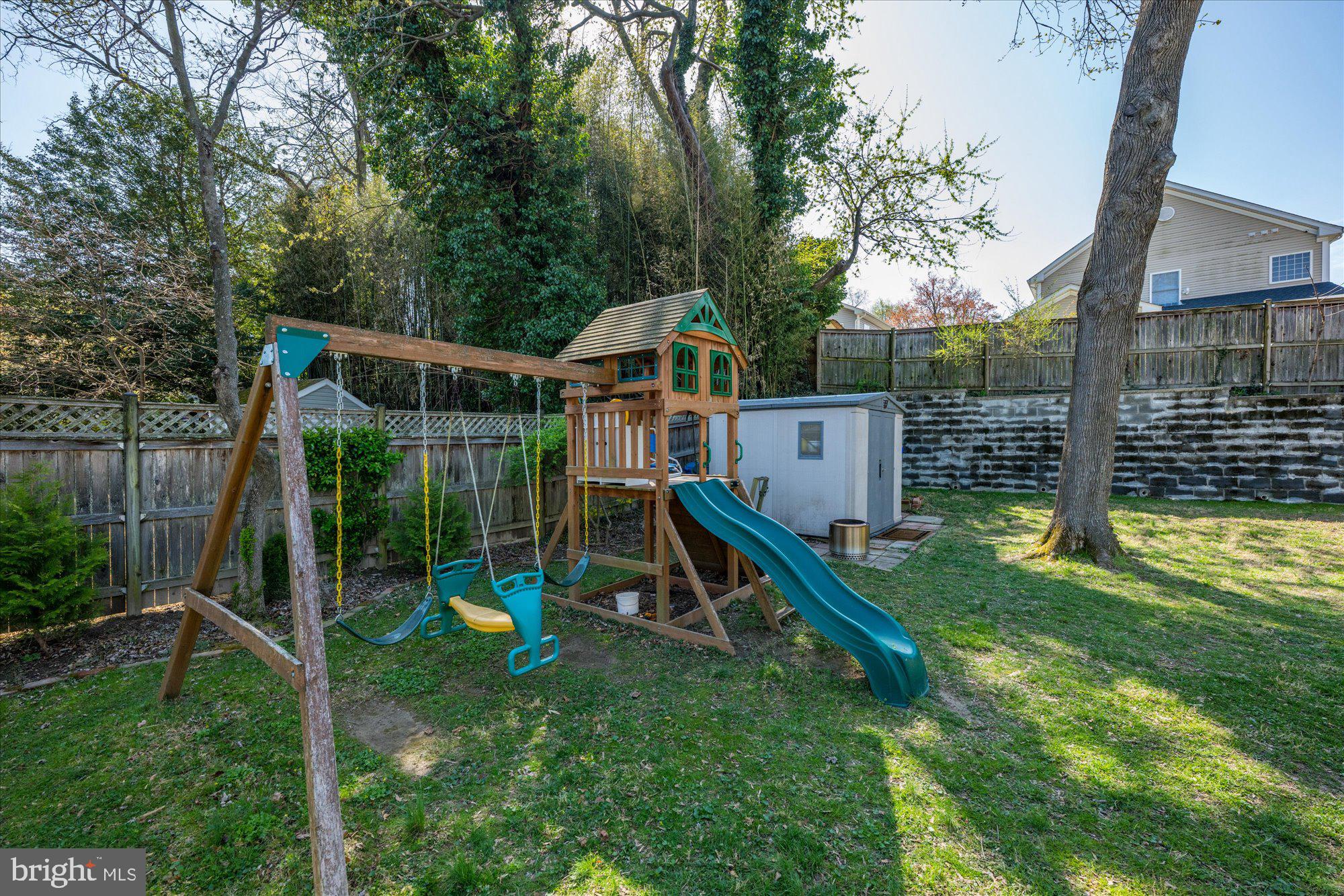 HOMEWOOD - Residential