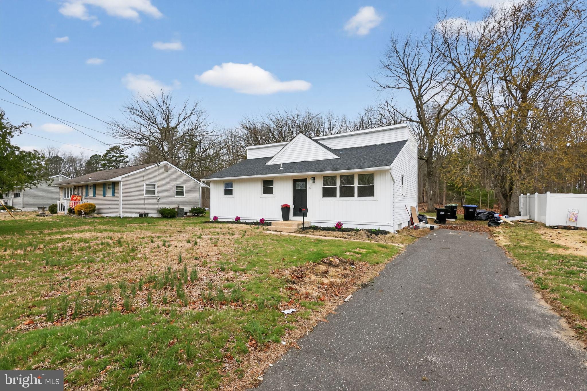 138 COUNTRY CLUB ROAD