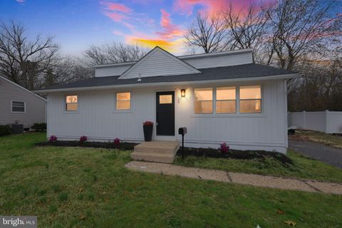 138 COUNTRY CLUB ROAD PINE HILL NJ 08021