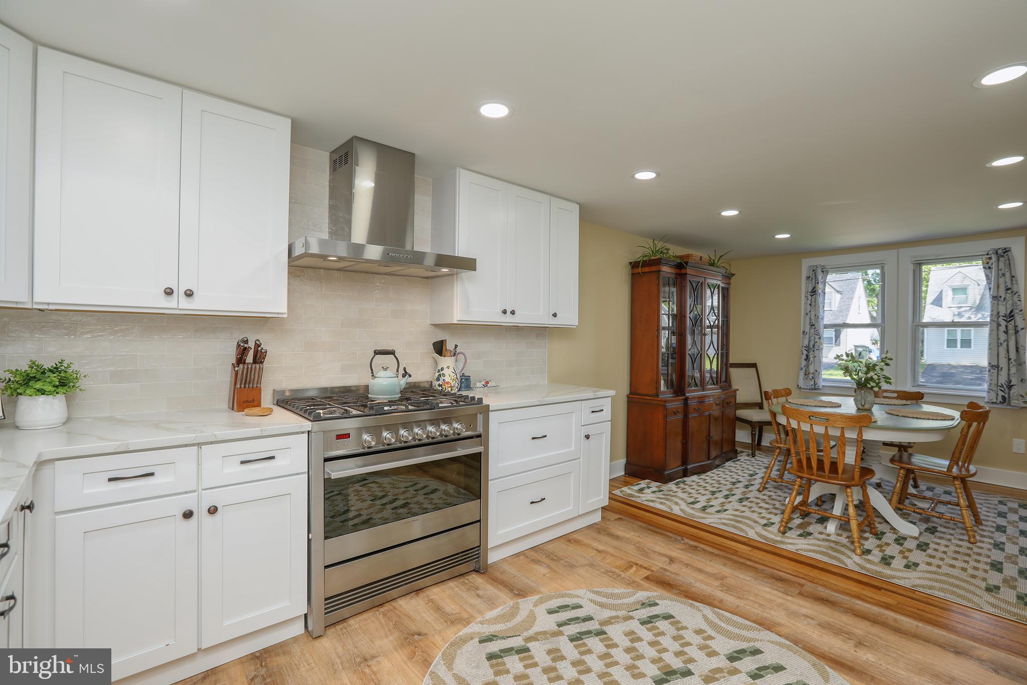 HILLTOP ESTATES - Residential