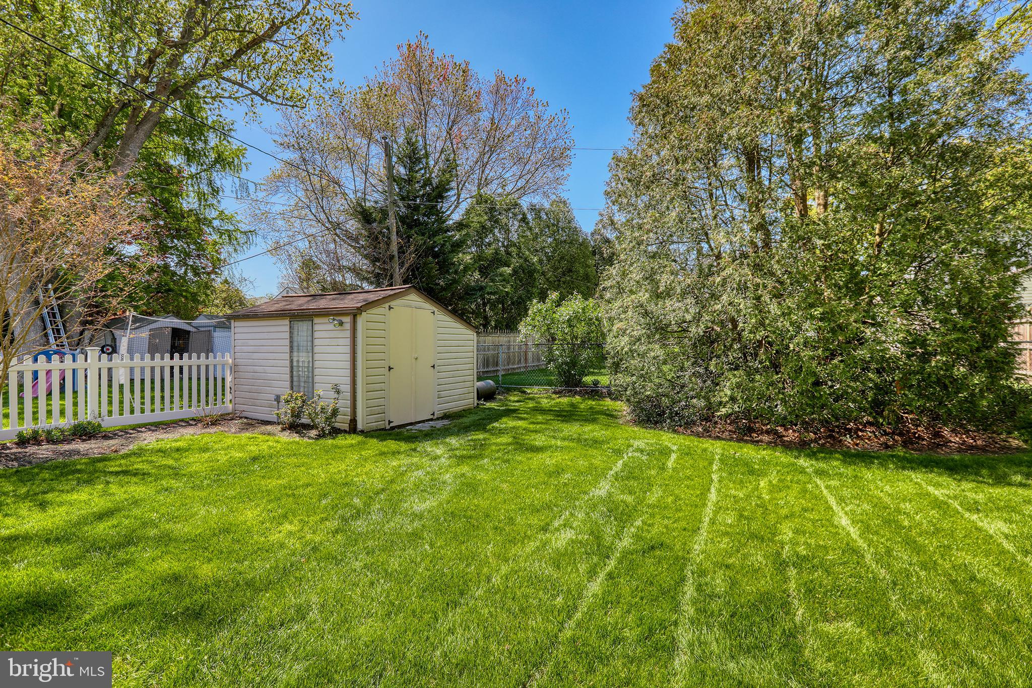 HILLTOP ESTATES - Residential