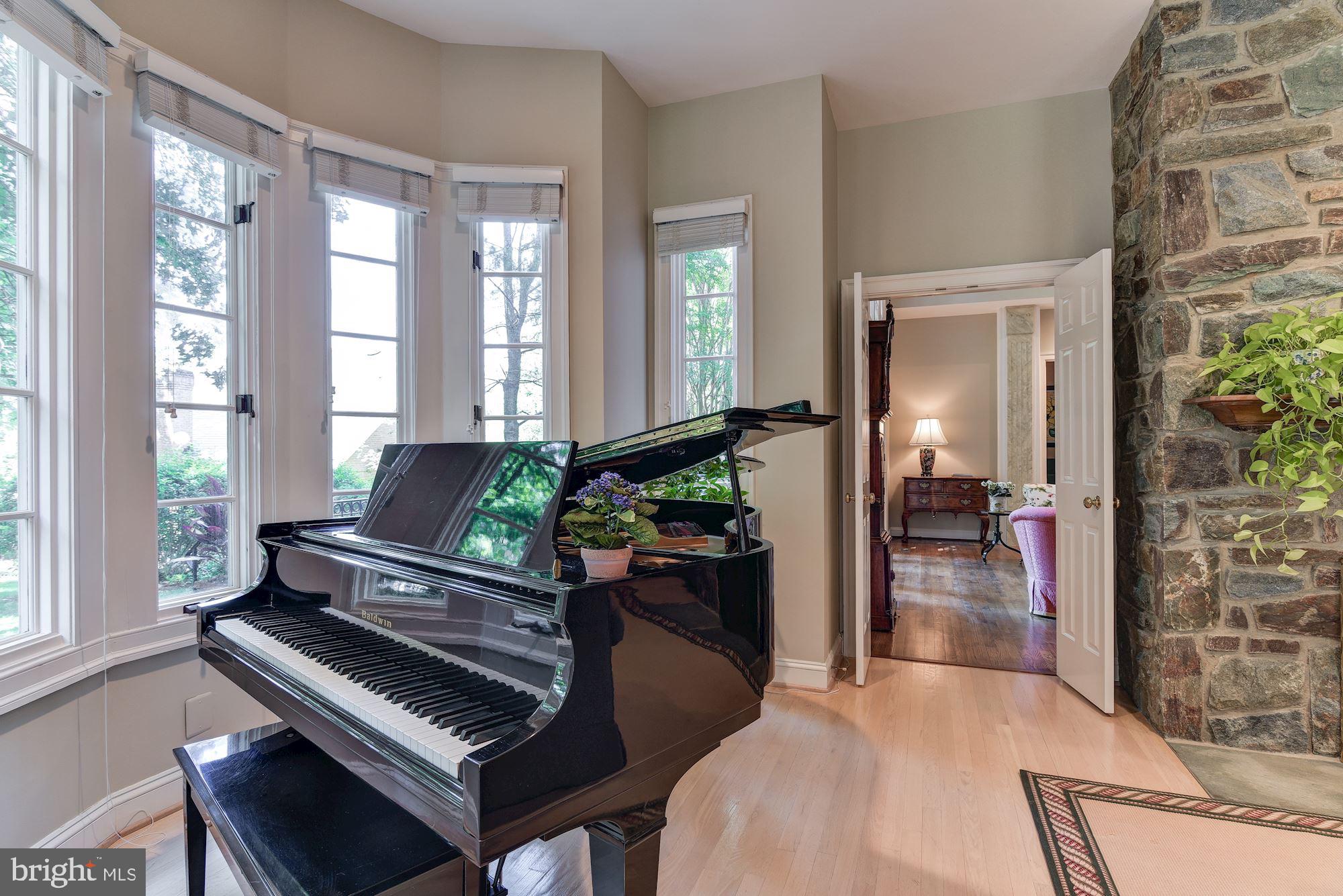 AVENEL - Residential