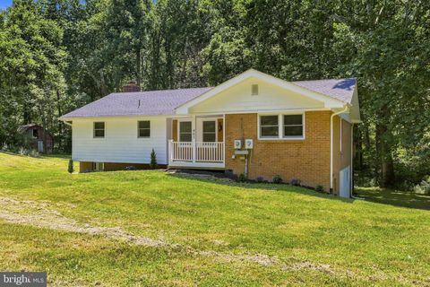 Homes For Sale - 461 Normans Road<br/> Hampshire County, HIGH VIEW, WV 26808