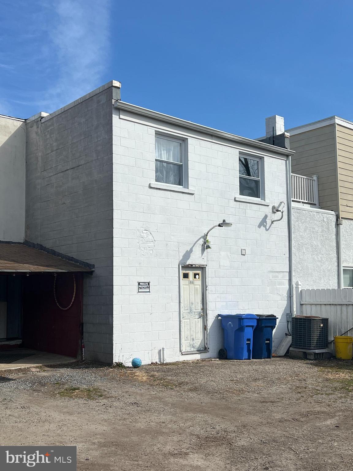 823 W ATLANTIC AVENUE