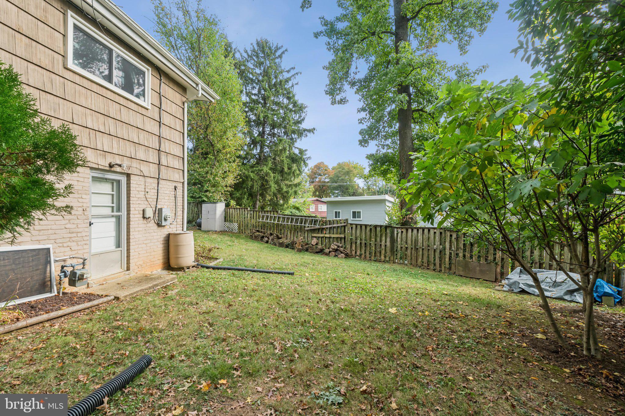 ROCK CREEK PALISADES - Residential