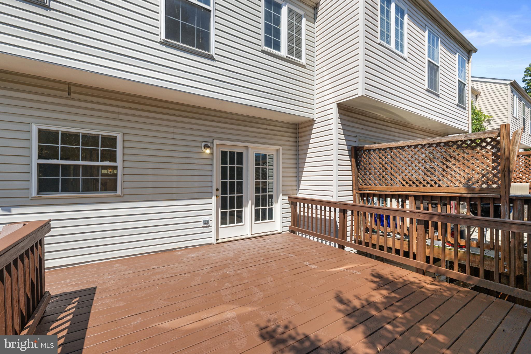 CLOVERLEAF TOWNHOMES - Residential