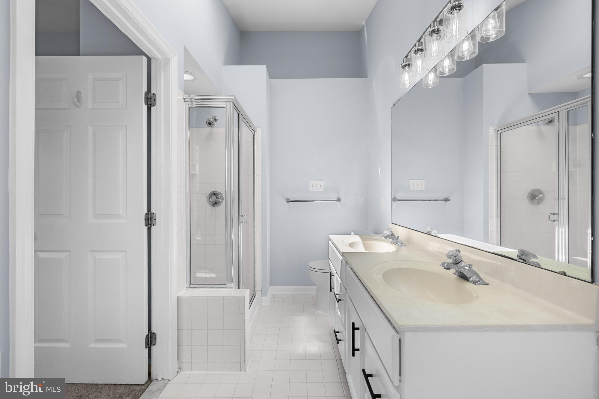 CLOVERLEAF TOWNHOMES - Residential