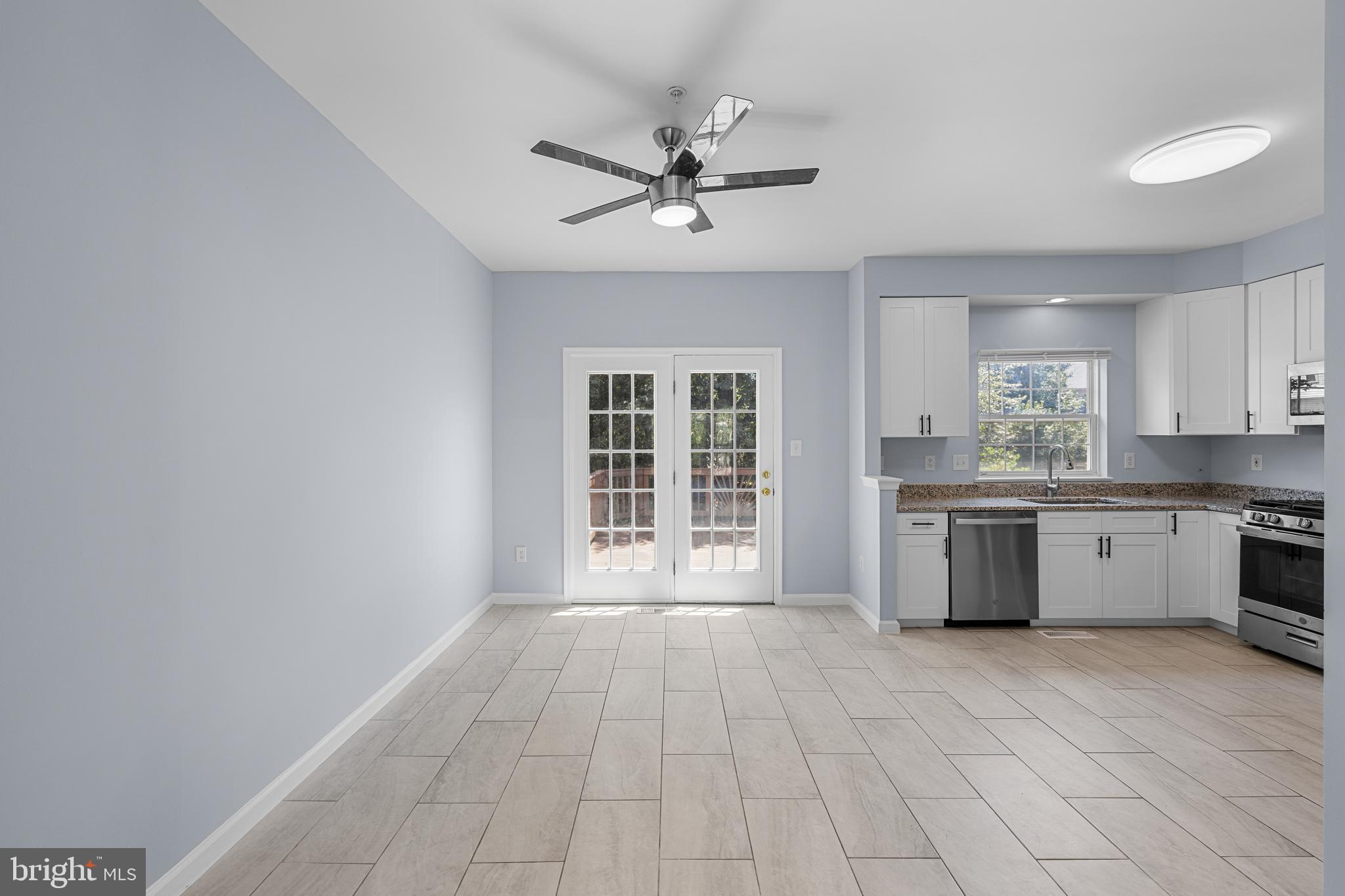 CLOVERLEAF TOWNHOMES - Residential