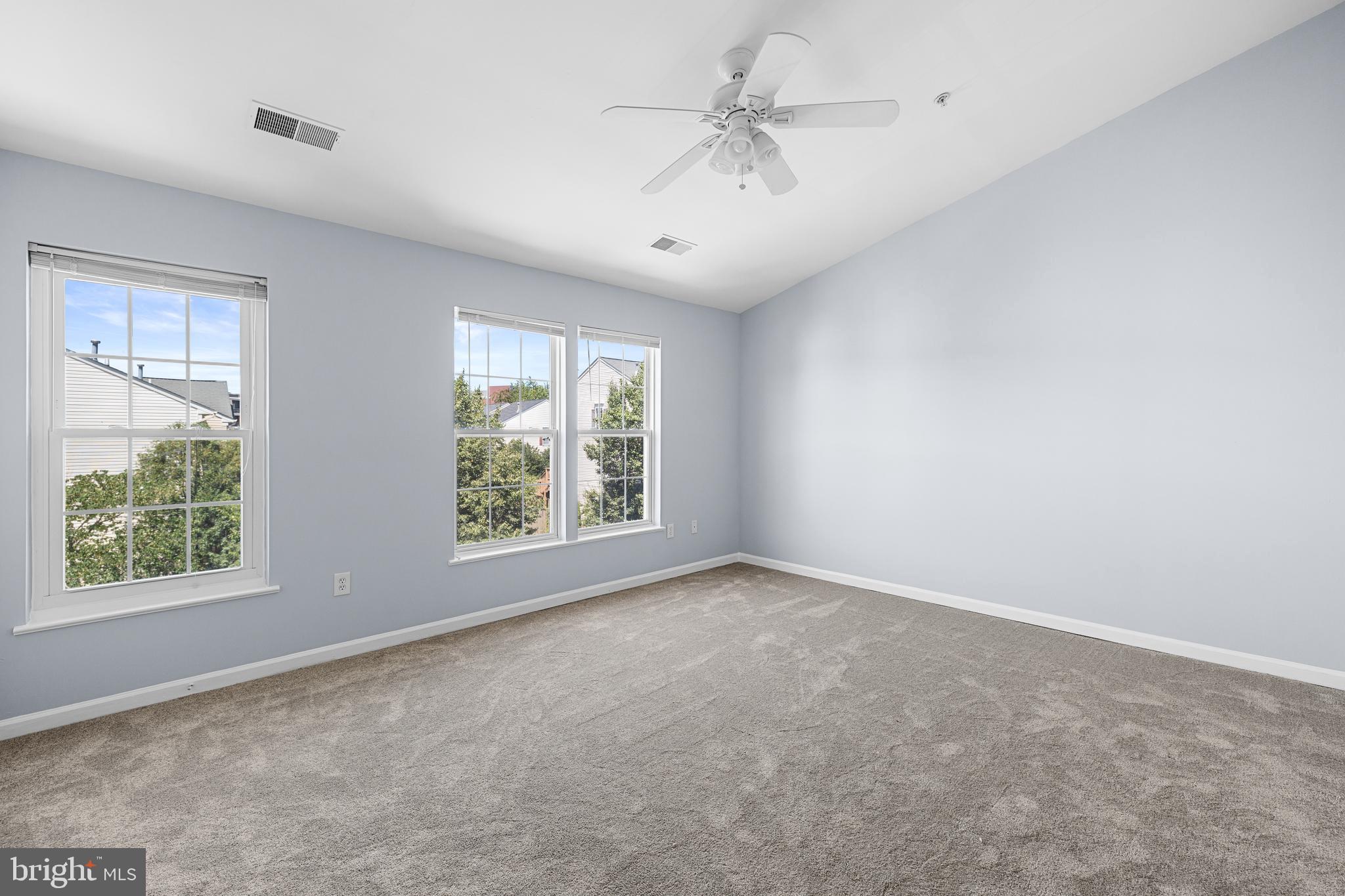 CLOVERLEAF TOWNHOMES - Residential