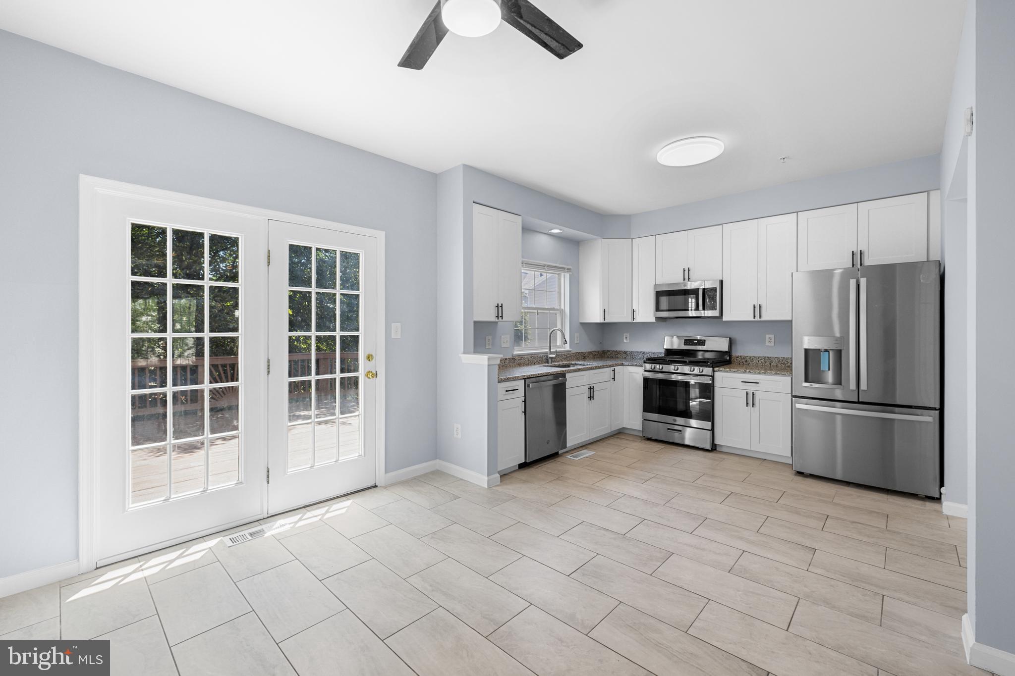 CLOVERLEAF TOWNHOMES - Residential