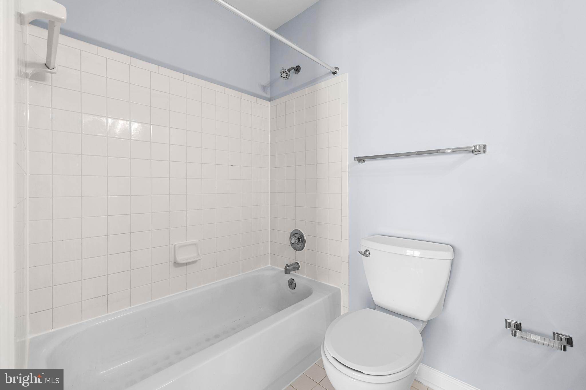 CLOVERLEAF TOWNHOMES - Residential