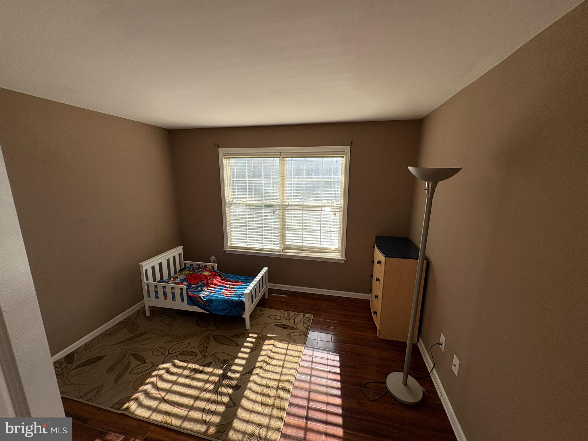 WALNUT BANK FARMS - Residential