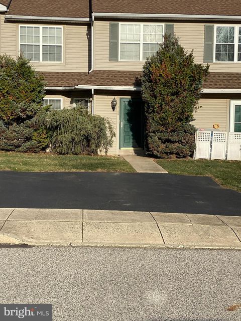 1206 ARBOR COURT QUAKERTOWN PA 18951