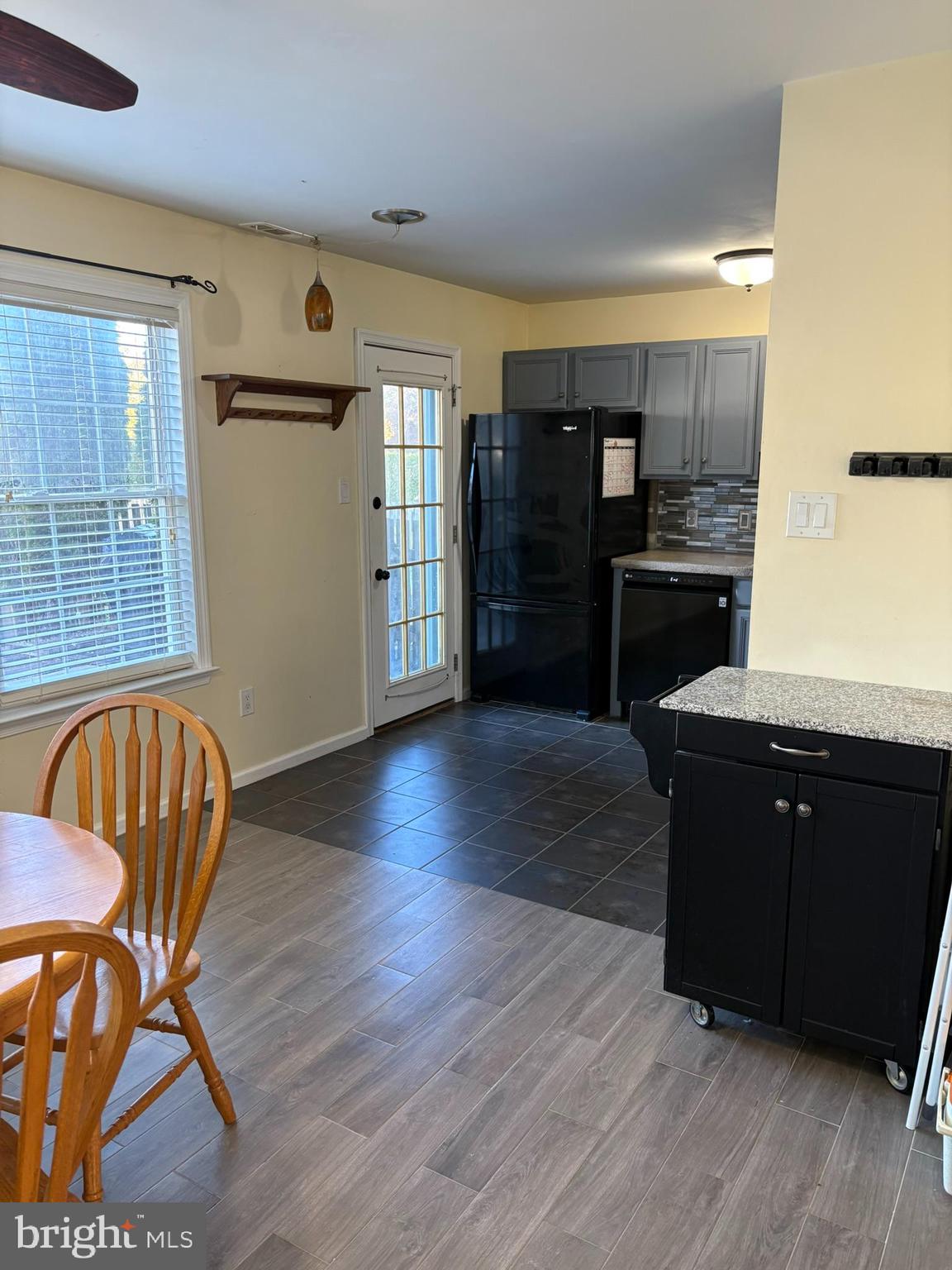 WALNUT BANK FARMS - Residential