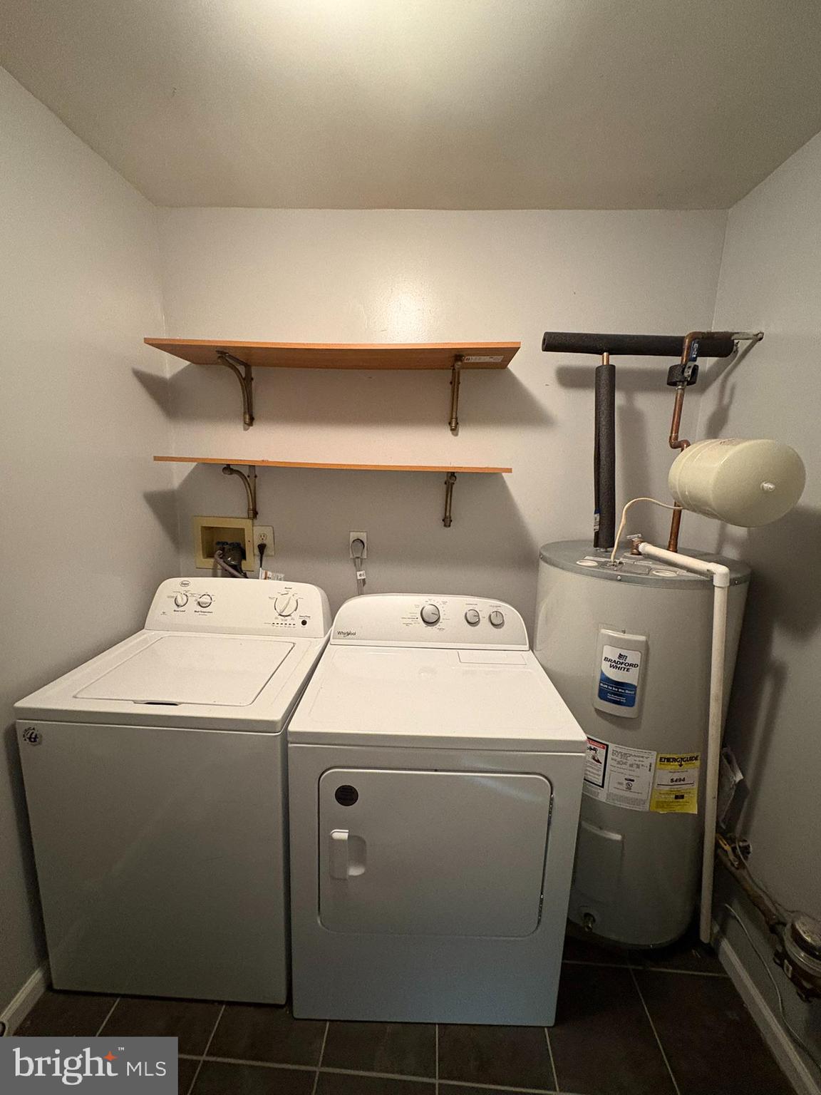 WALNUT BANK FARMS - Residential