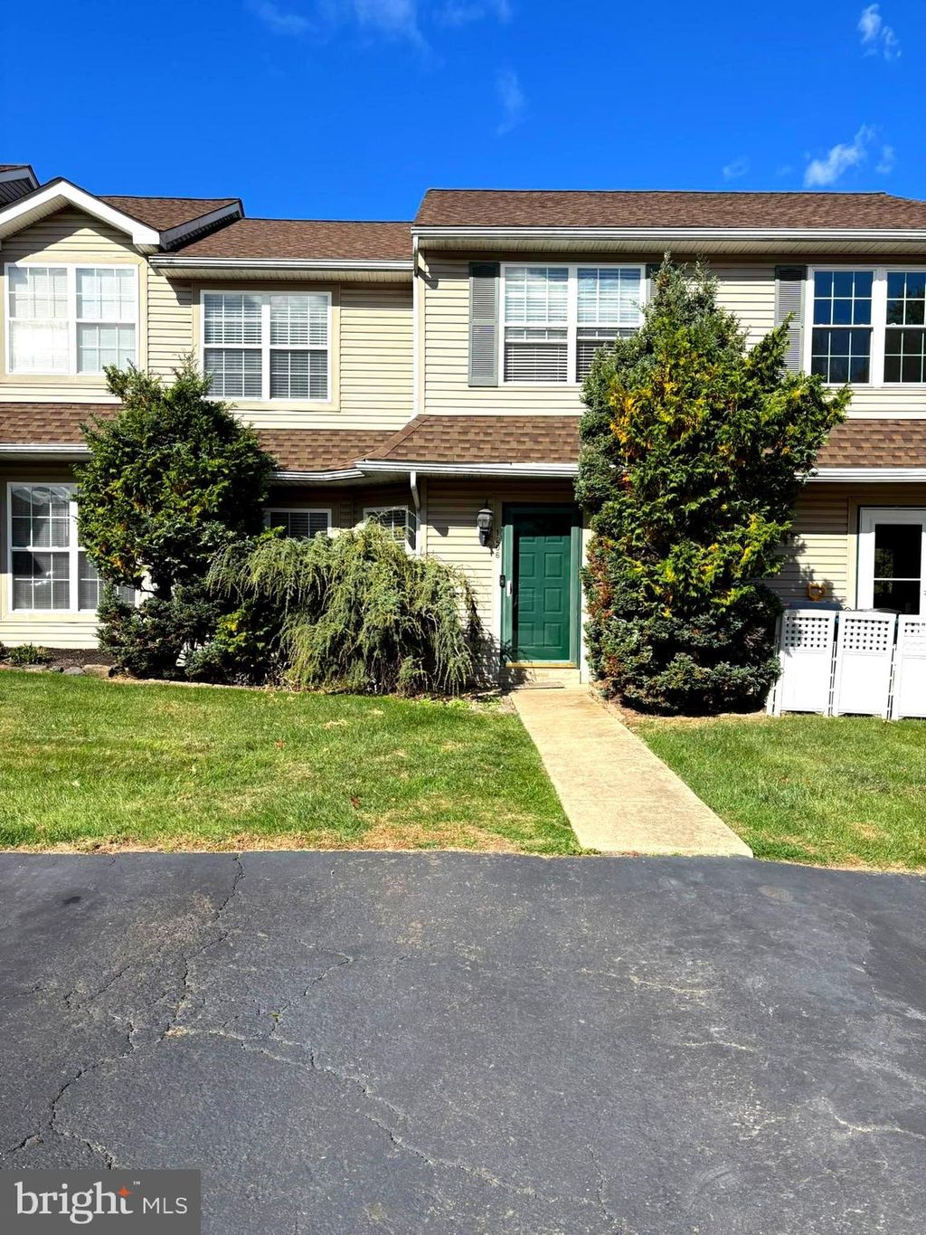 Photo of 1206 Arbor Court, QUAKERTOWN, PA 18951 (MLS # PABU2108754)