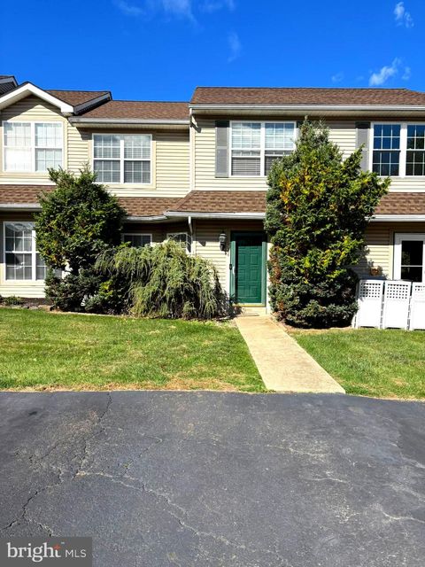 1206 ARBOR COURT QUAKERTOWN PA 18951
