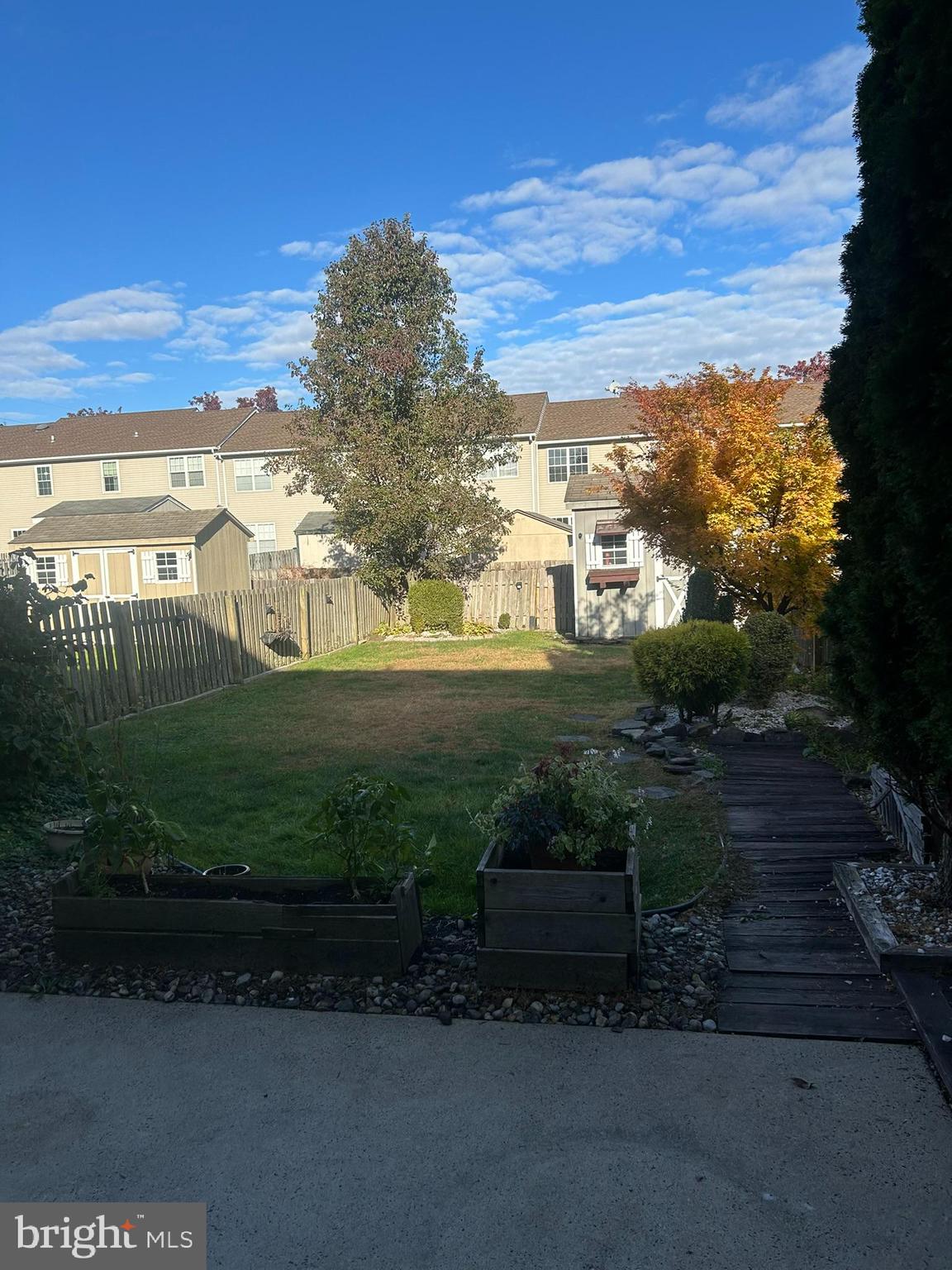 WALNUT BANK FARMS - Residential