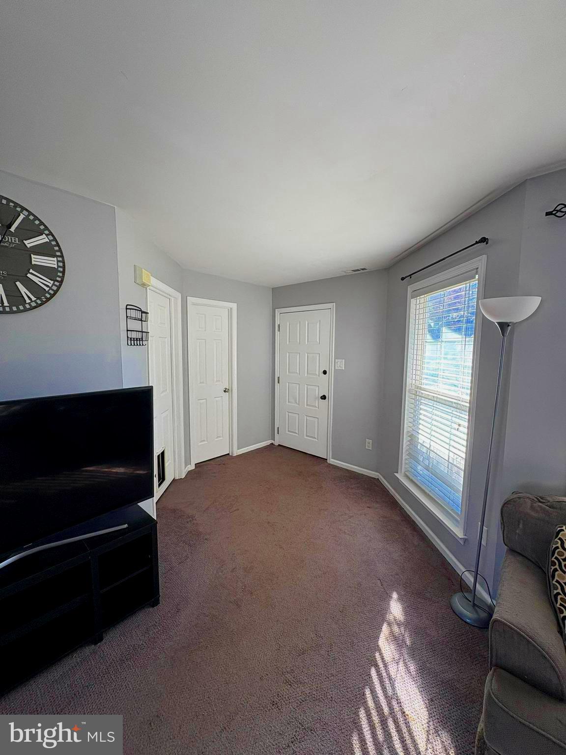 WALNUT BANK FARMS - Residential