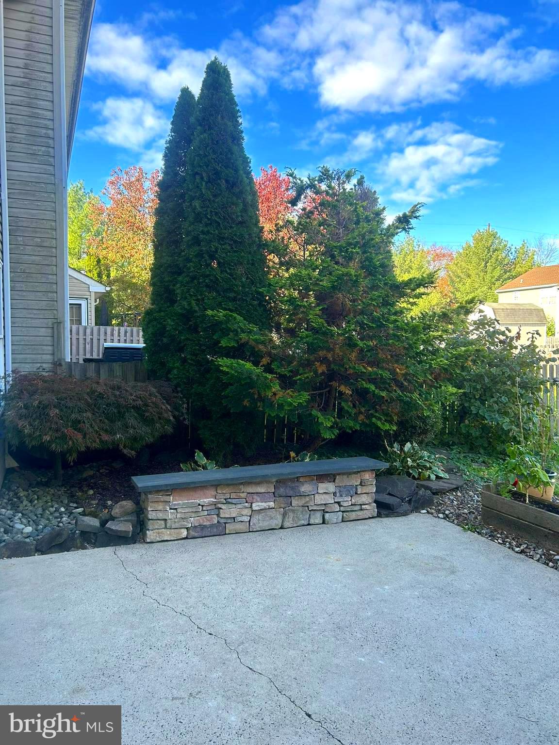 WALNUT BANK FARMS - Residential